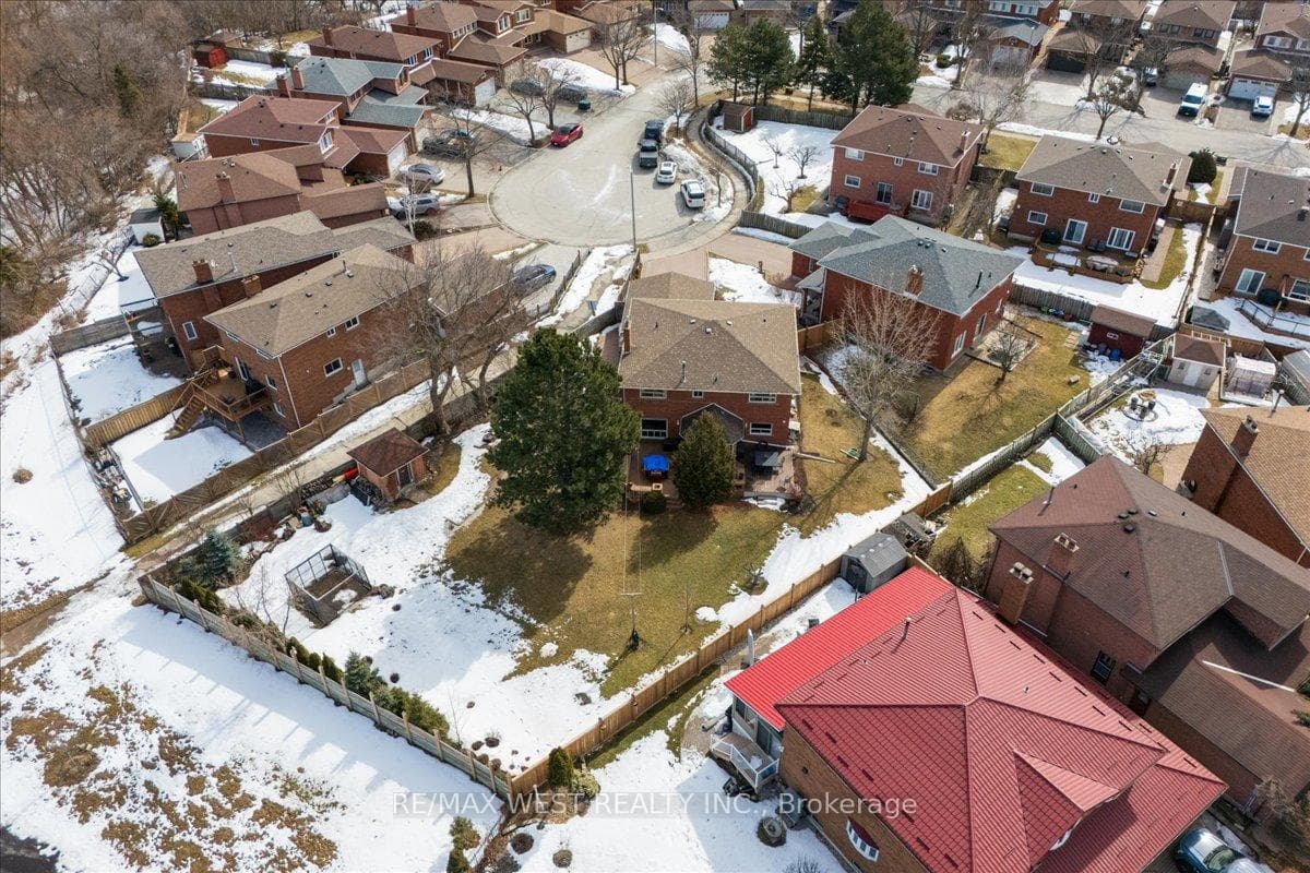 66 Partridge Circle photo 25
