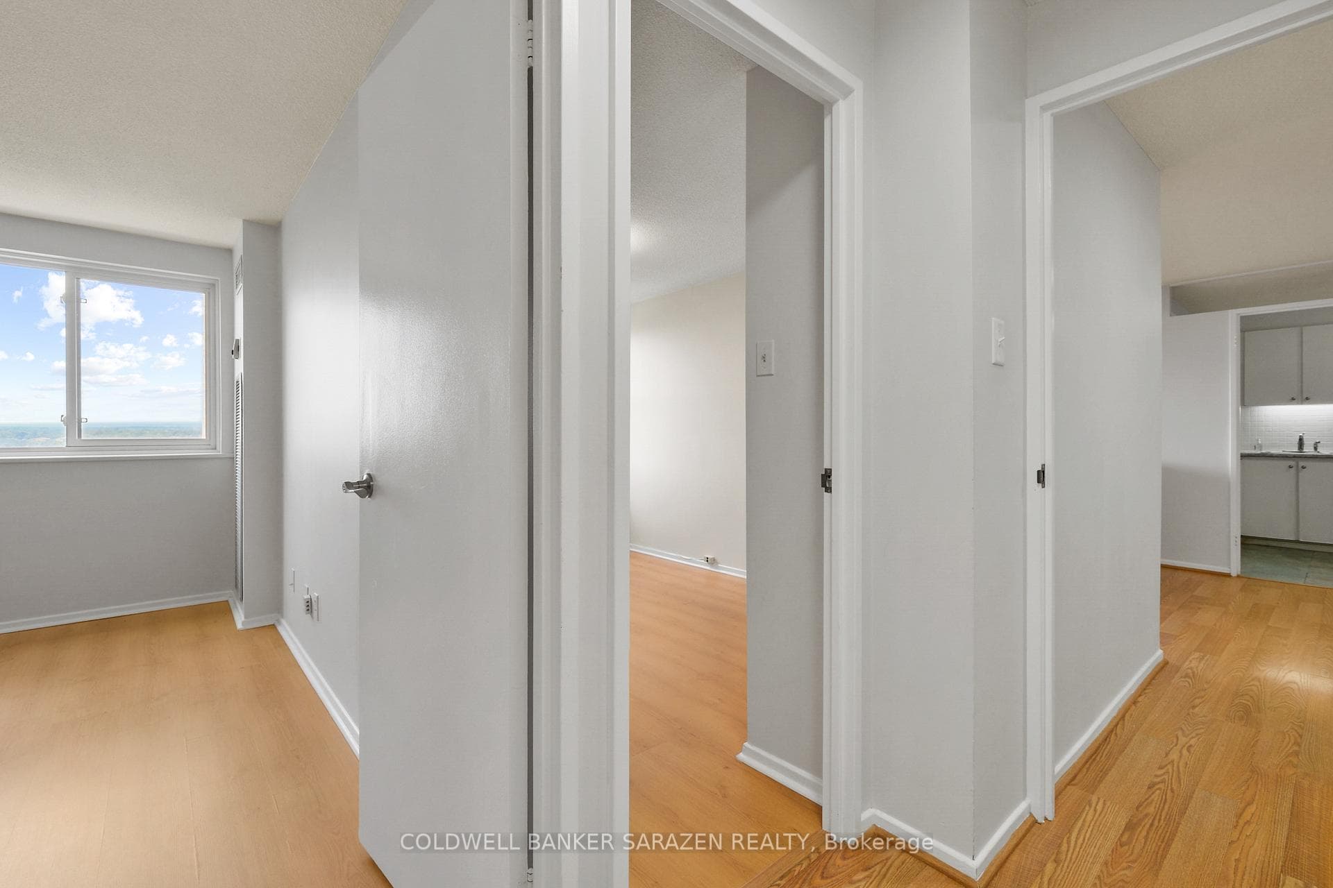 1100 Ambleside Drive Unit 1115 photo 17