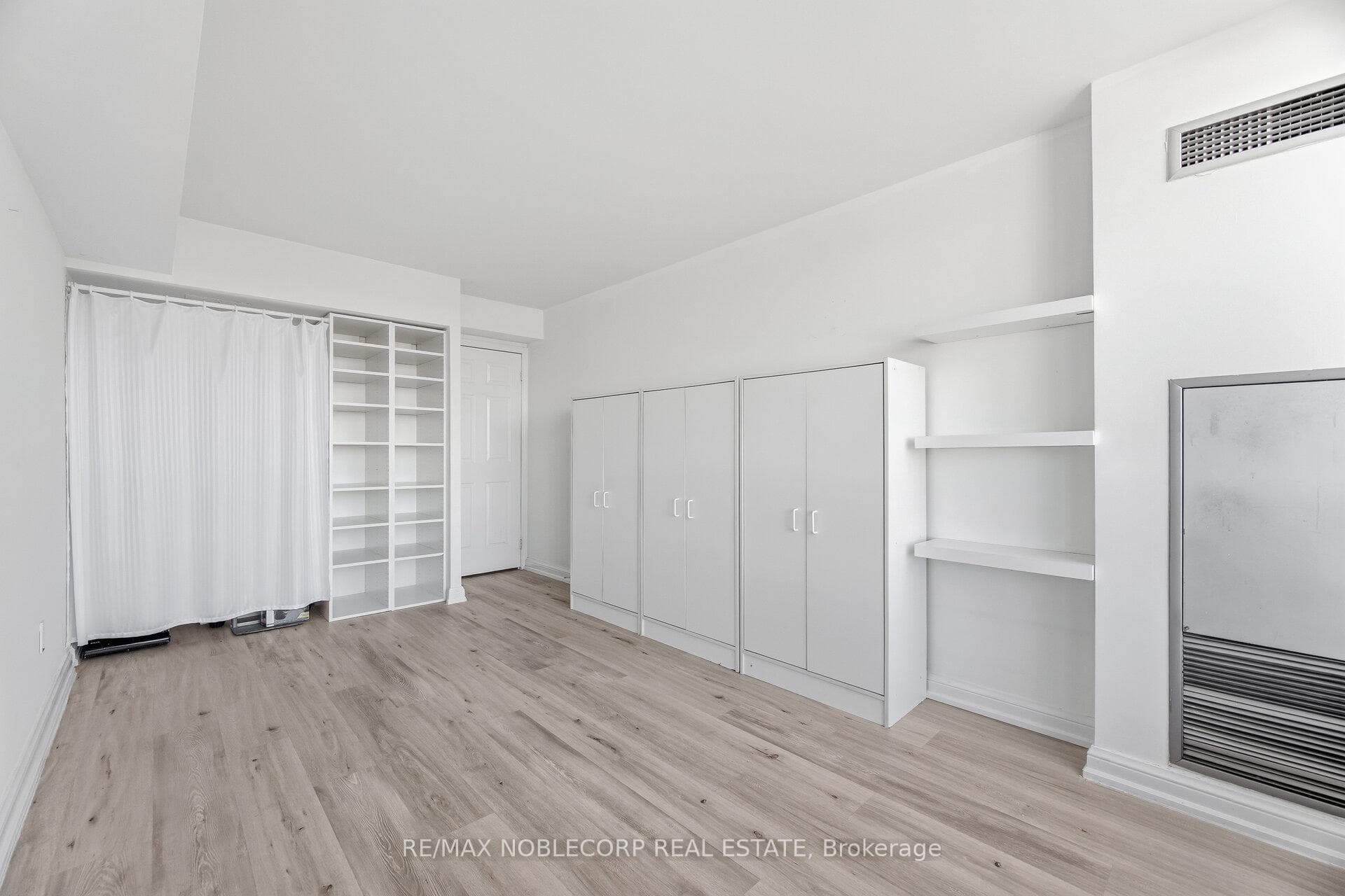 22 Hanover Road Unit 1107 photo 22