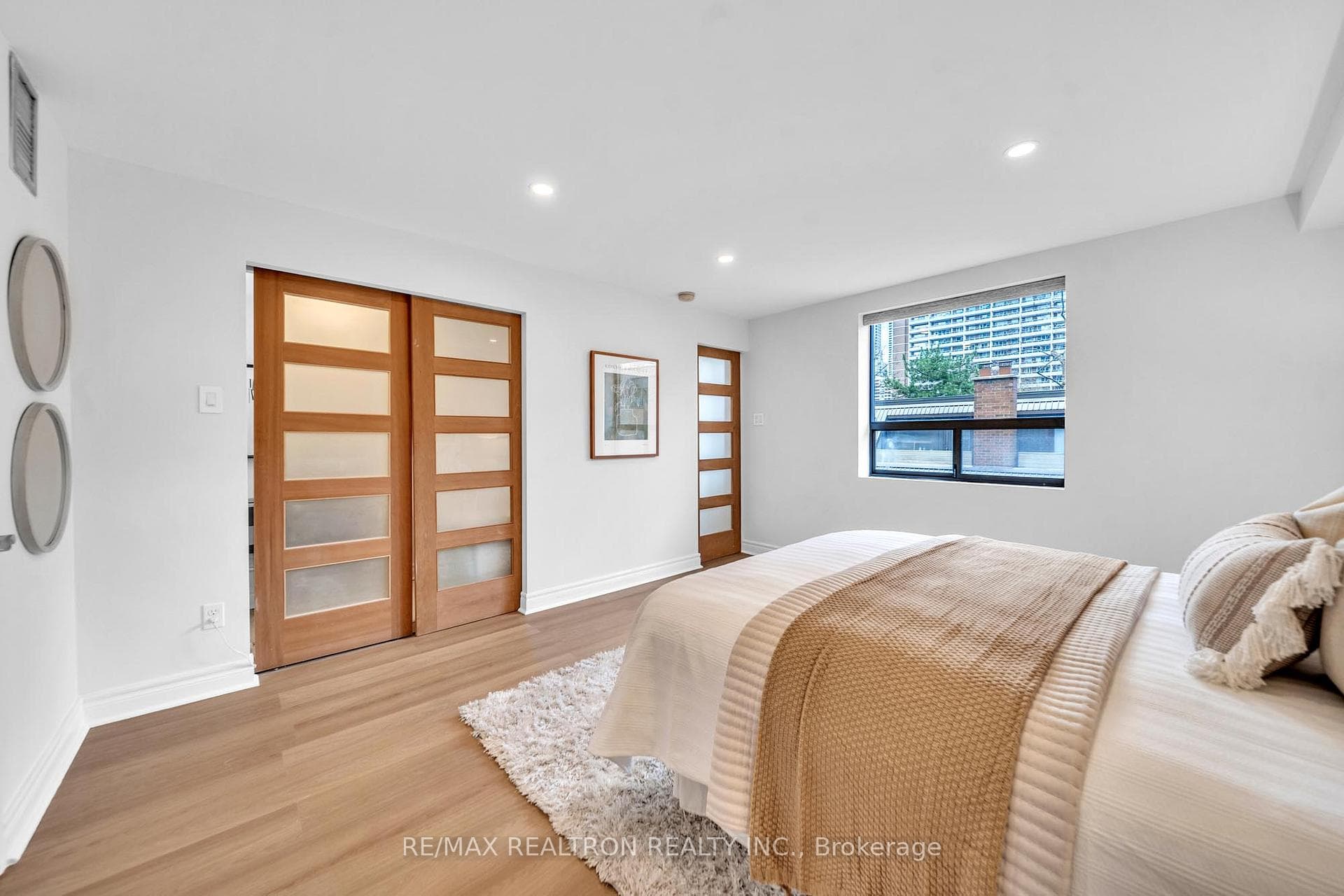 19 Dundonald Street Unit 204 photo 41