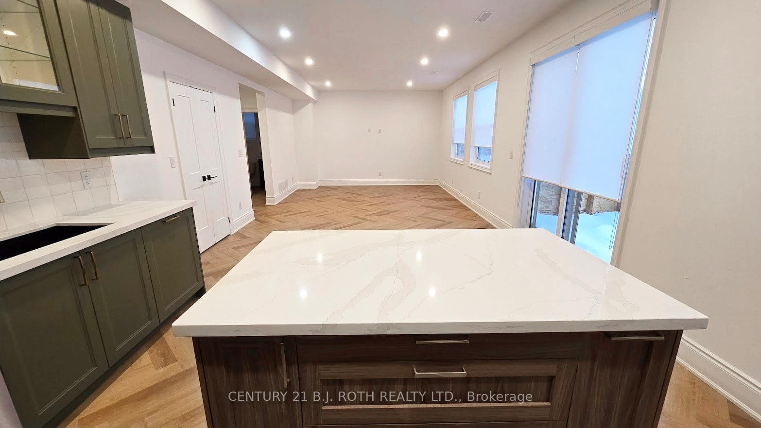 42 Calverley Street Unit Upper photo 8