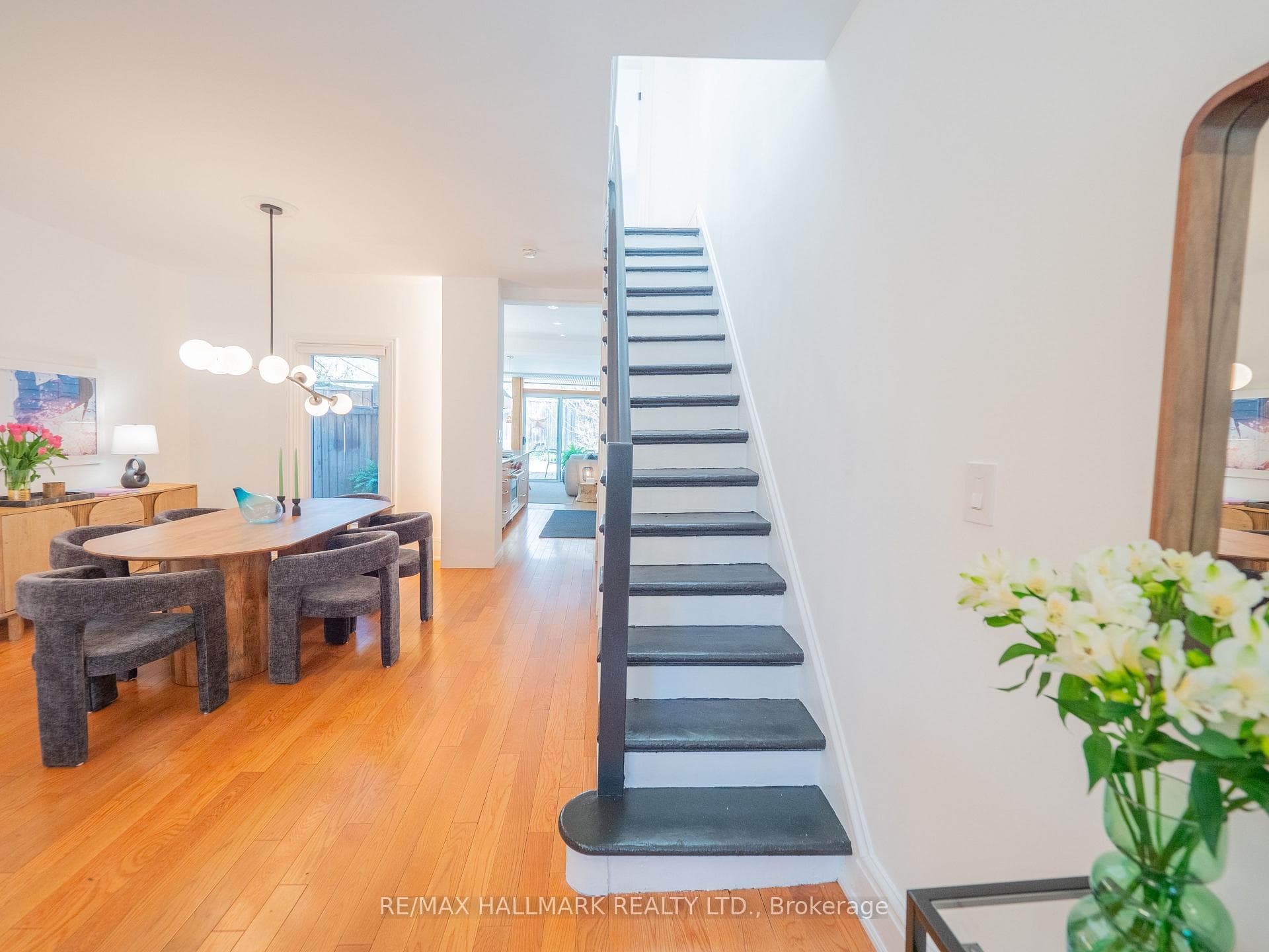 98 Boultbee Avenue photo 28