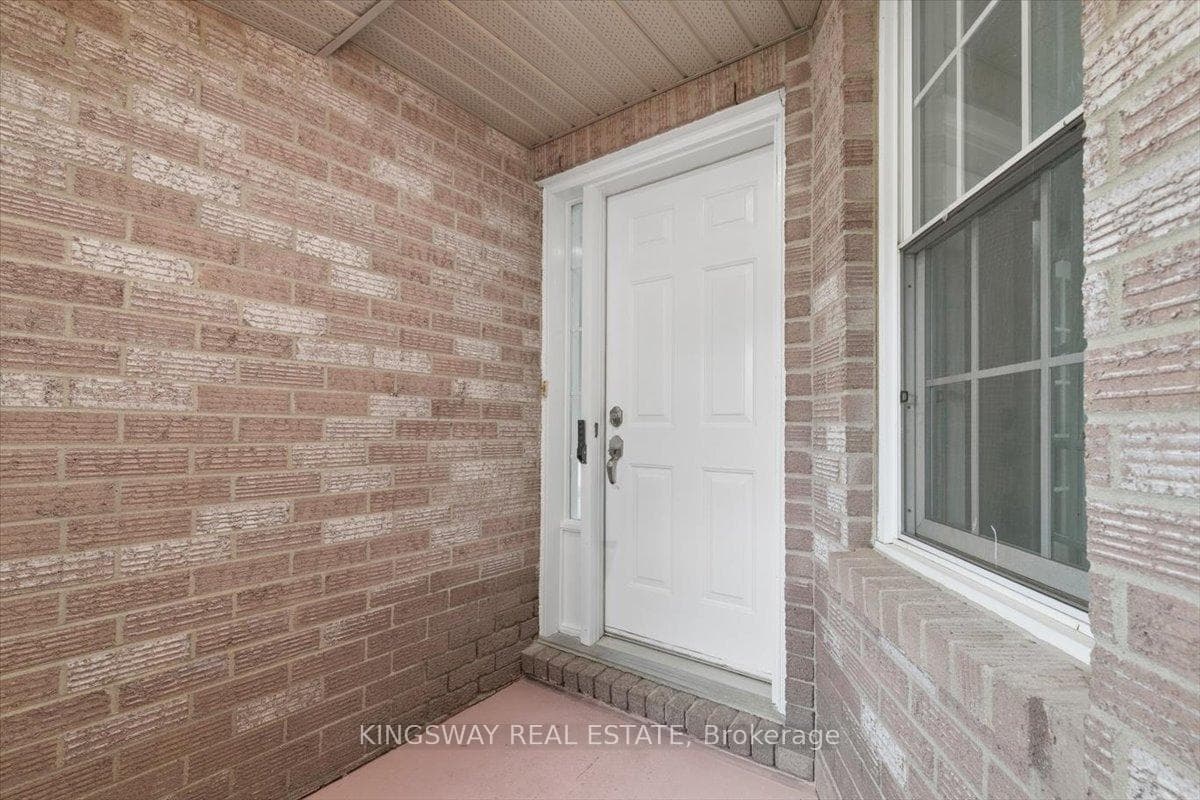 83 Canrobert Street photo 6