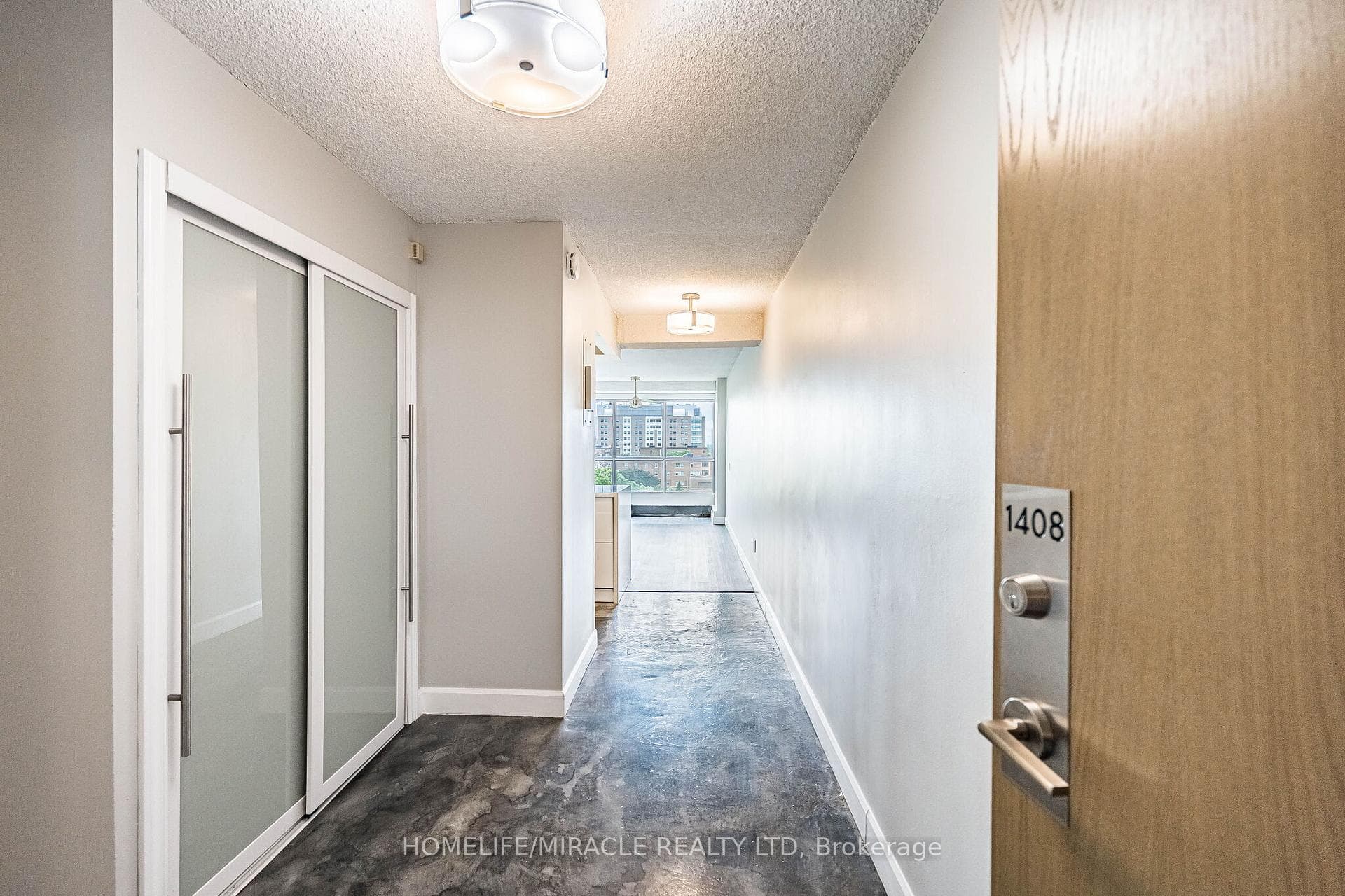150 Charlton Avenue Unit 1408 photo 12