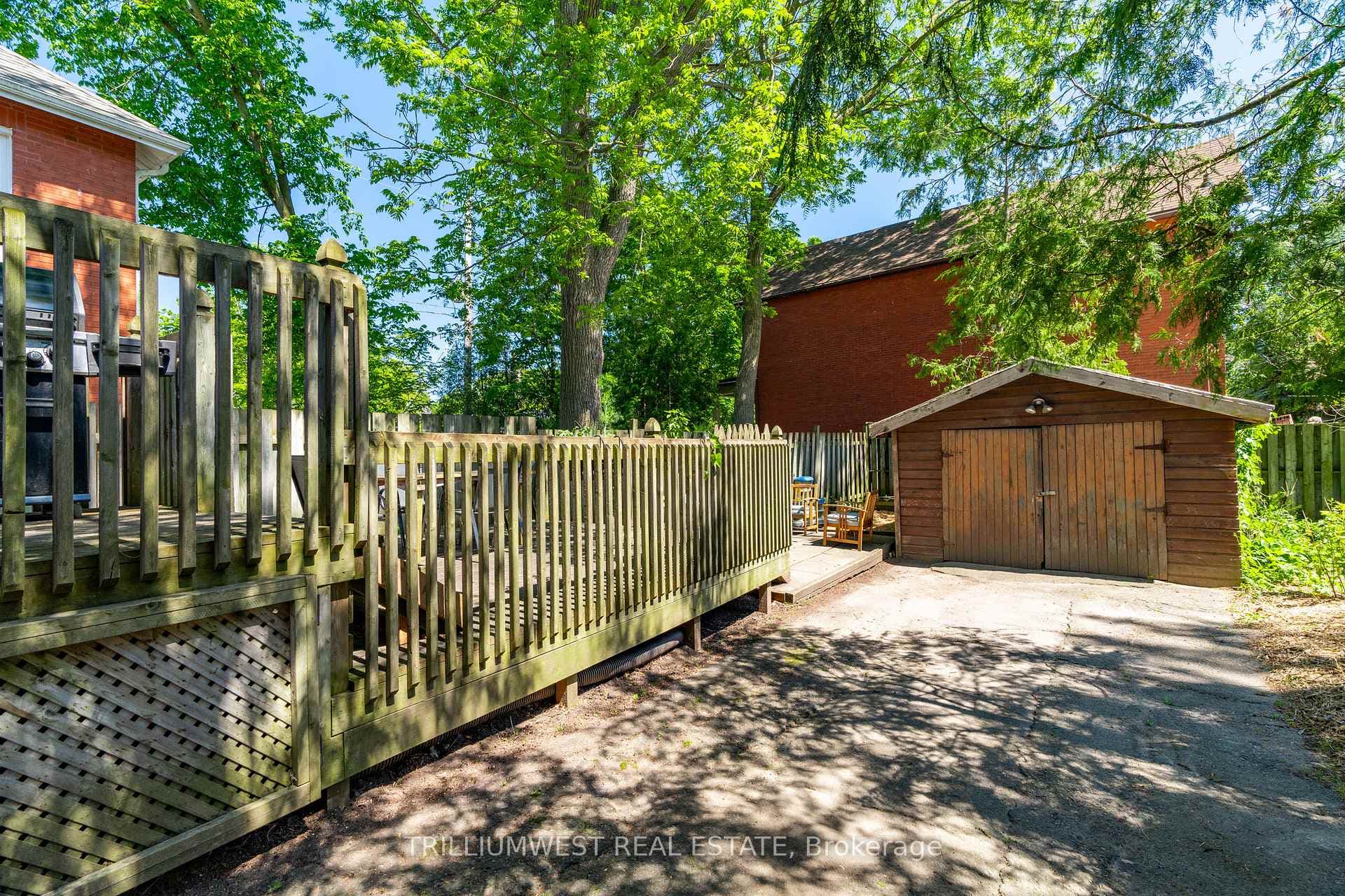 166 London Road photo 21