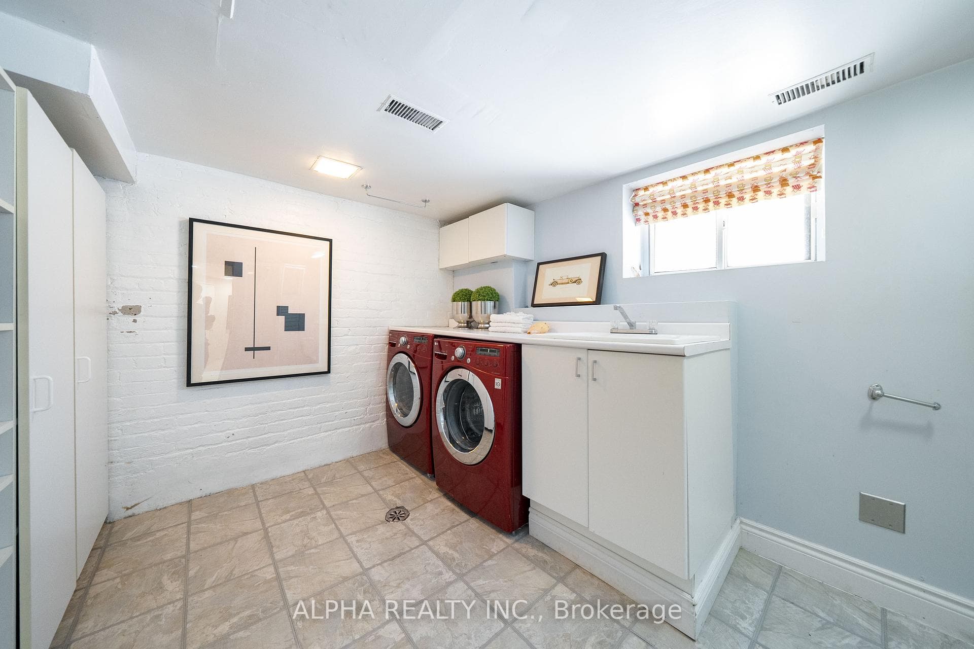 130 Roselawn Avenue photo 37