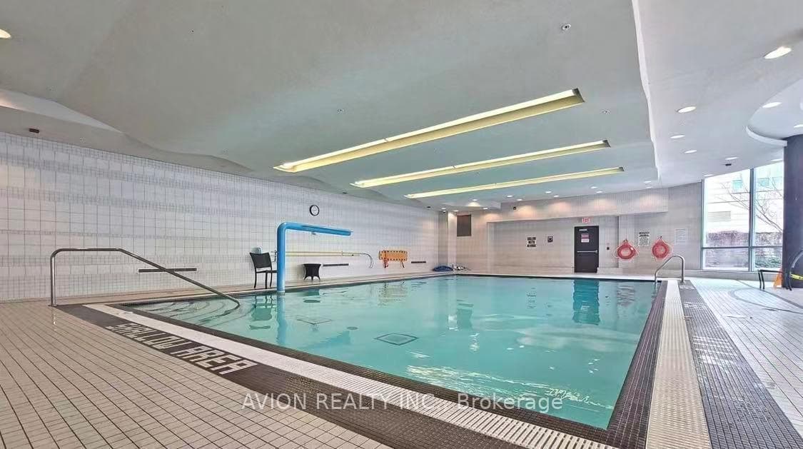 70 Absolute Avenue Unit 2905 photo 27