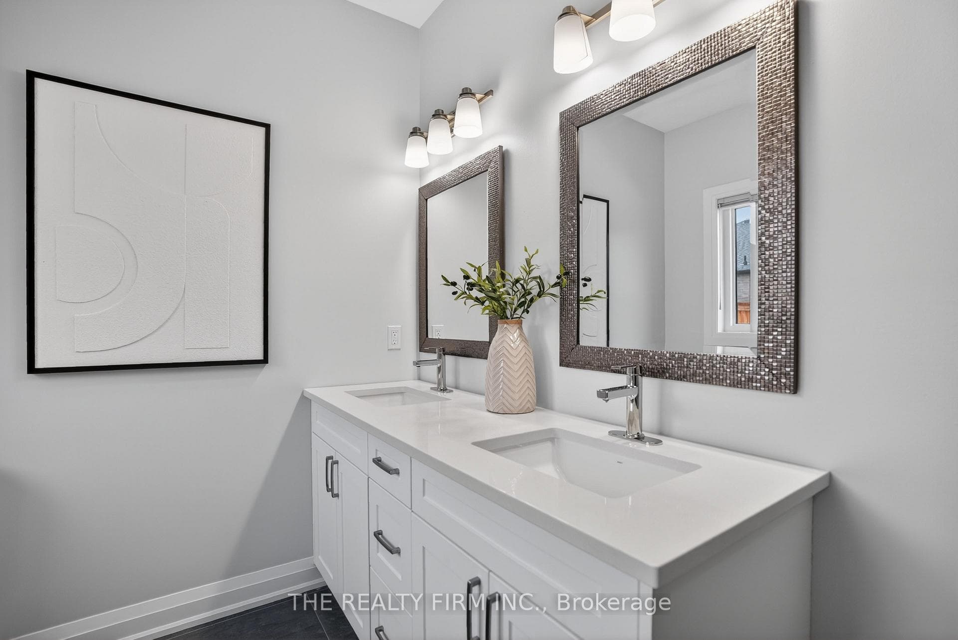 Ensuite bathroom
