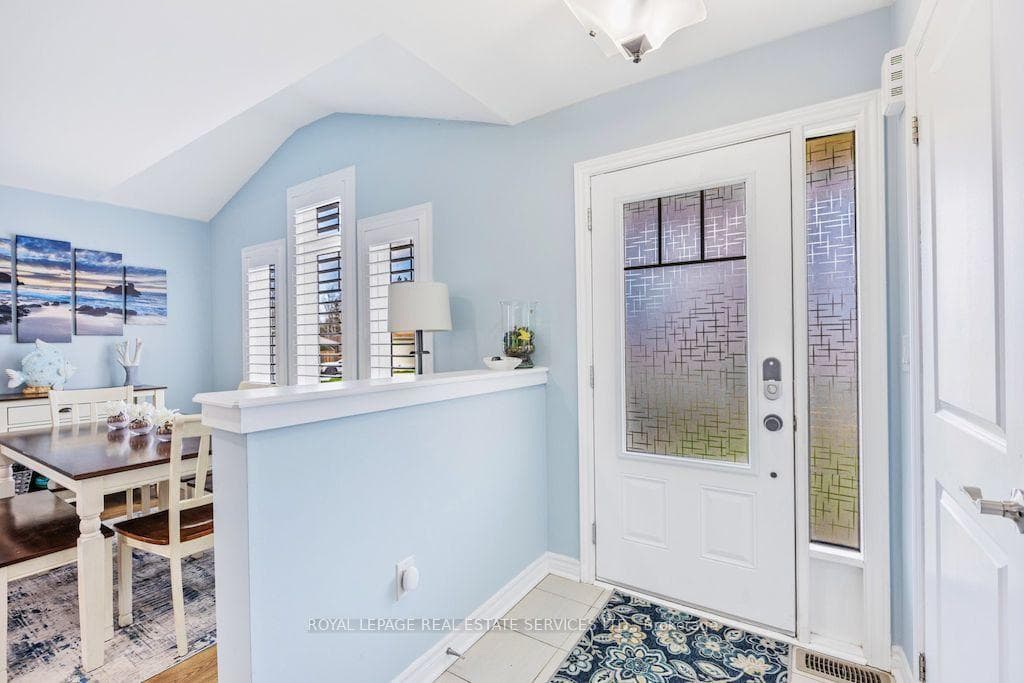 74 Robert Street photo 6