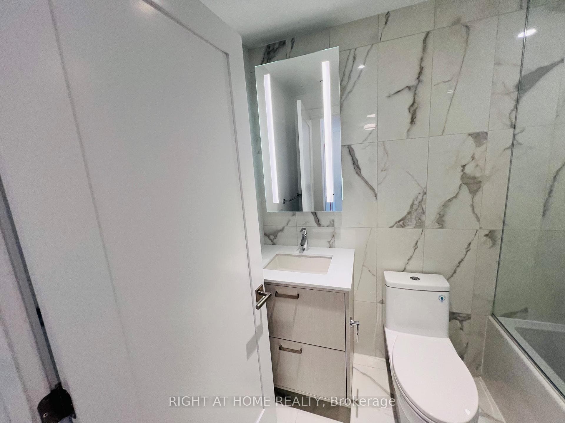 155 Merchants' Wharf N/A Unit 510 photo 21