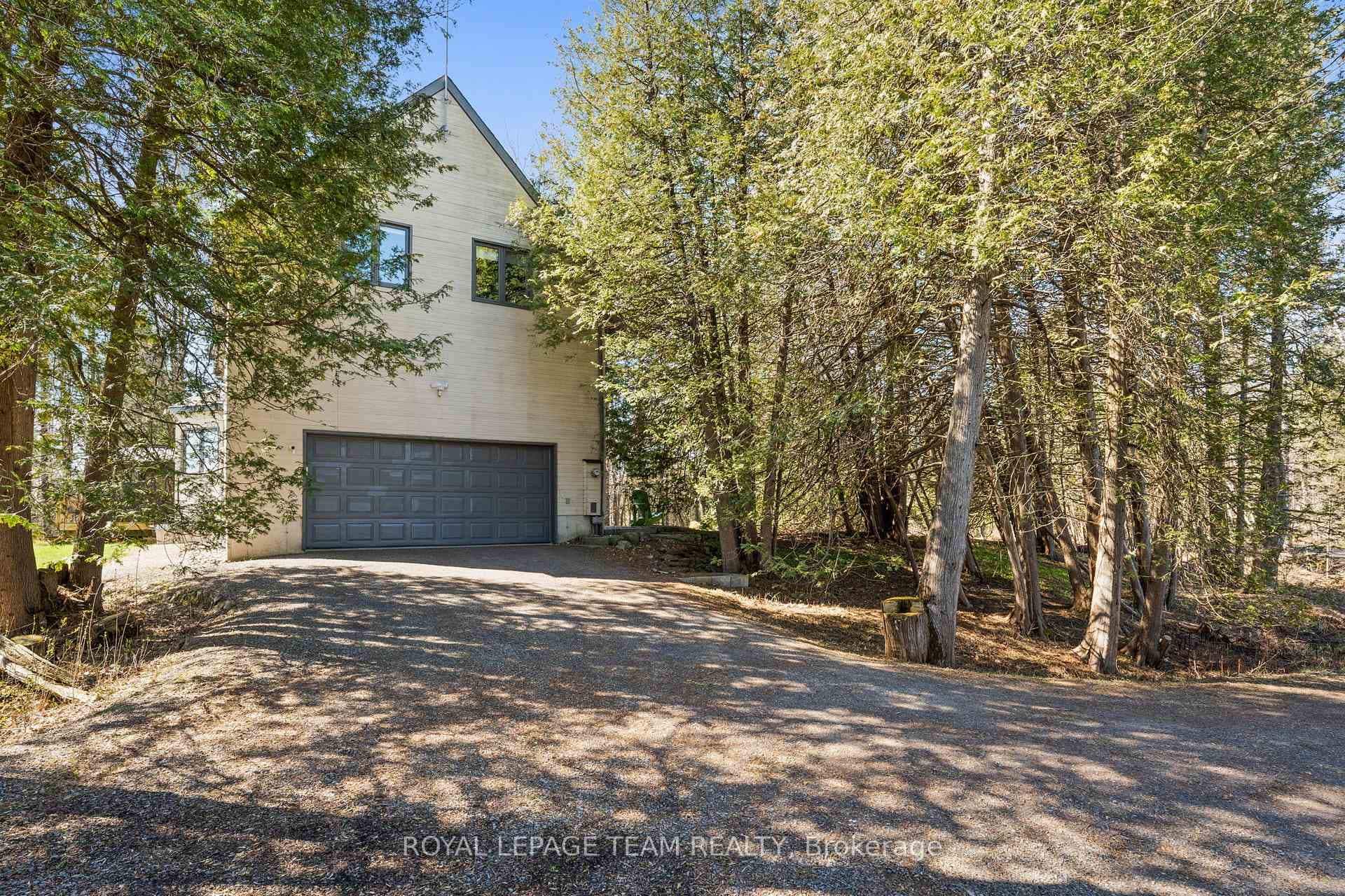 14 Meadowglen Circle photo 7