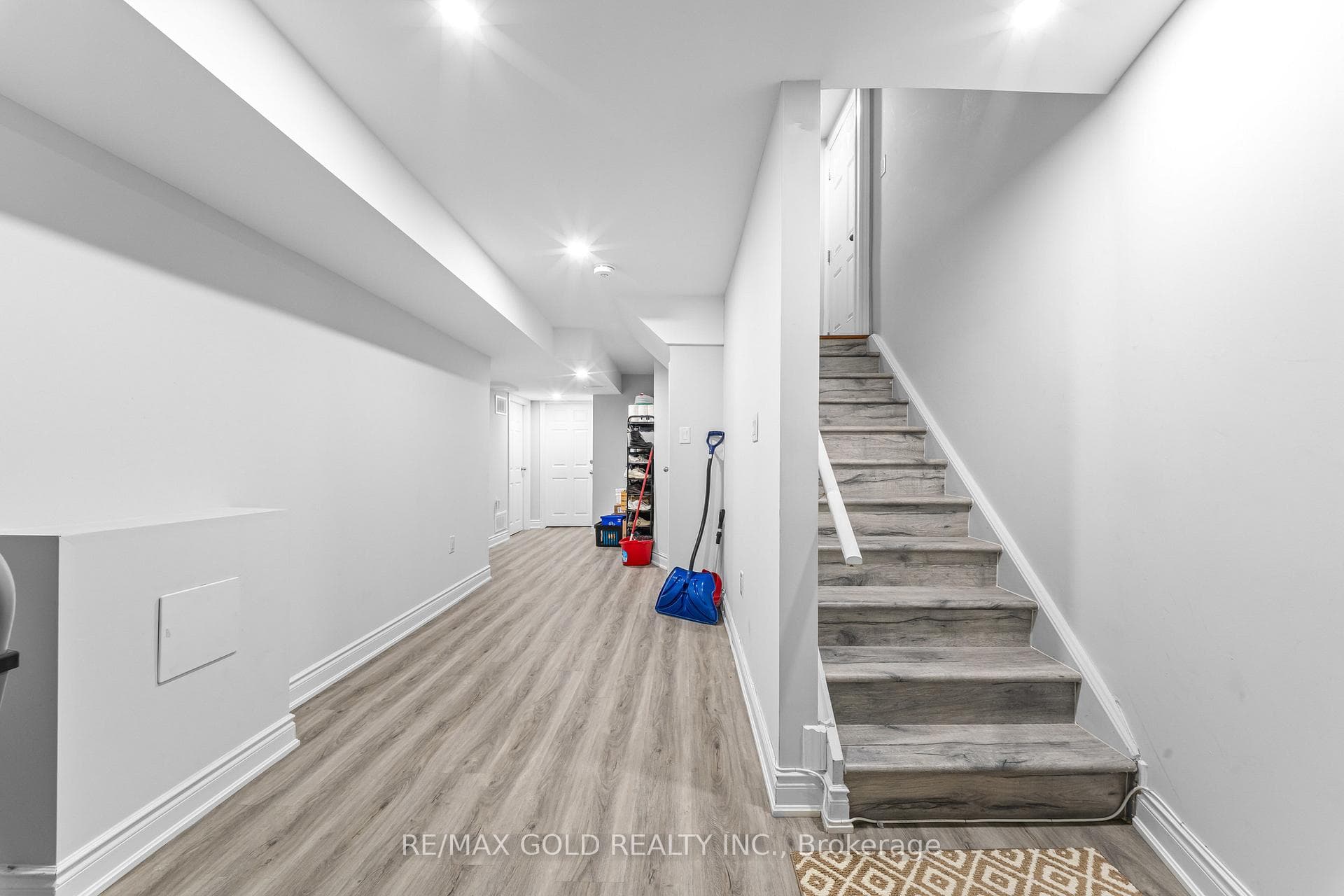 14 Dovehaven Crescent photo 41