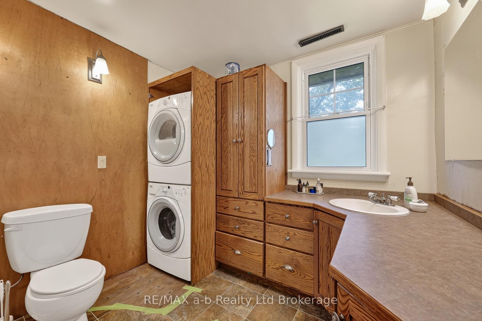61 Parkwood Drive photo 34