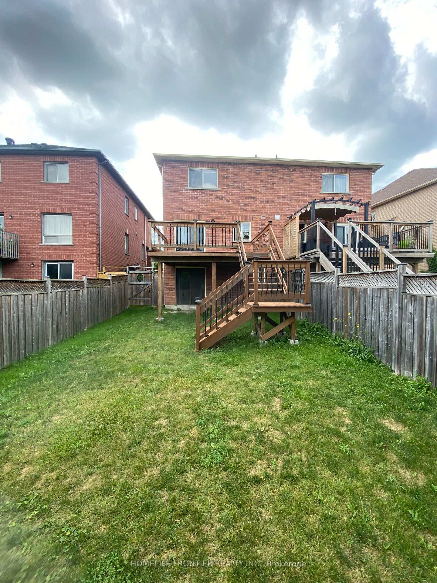 135 Primeau Drive photo 35