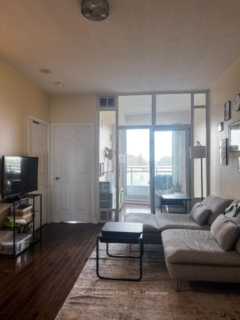18 Holmes Avenue Unit 501 photo 9