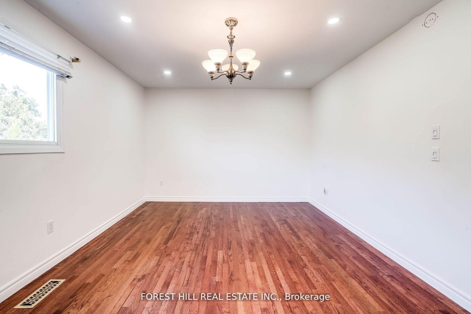 2160 Fairchild Boulevard photo 15