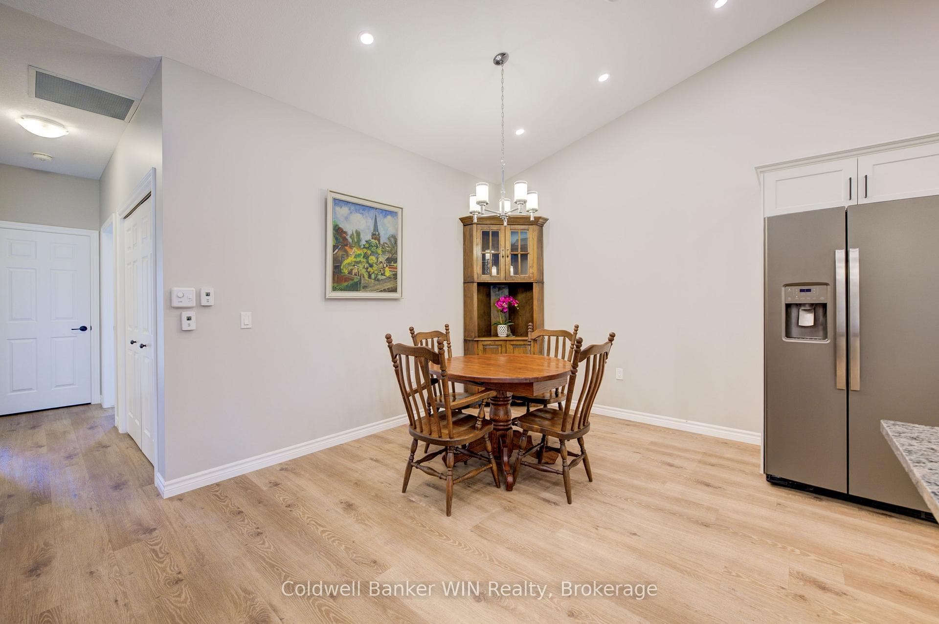 103 Broomer Crescent photo 15