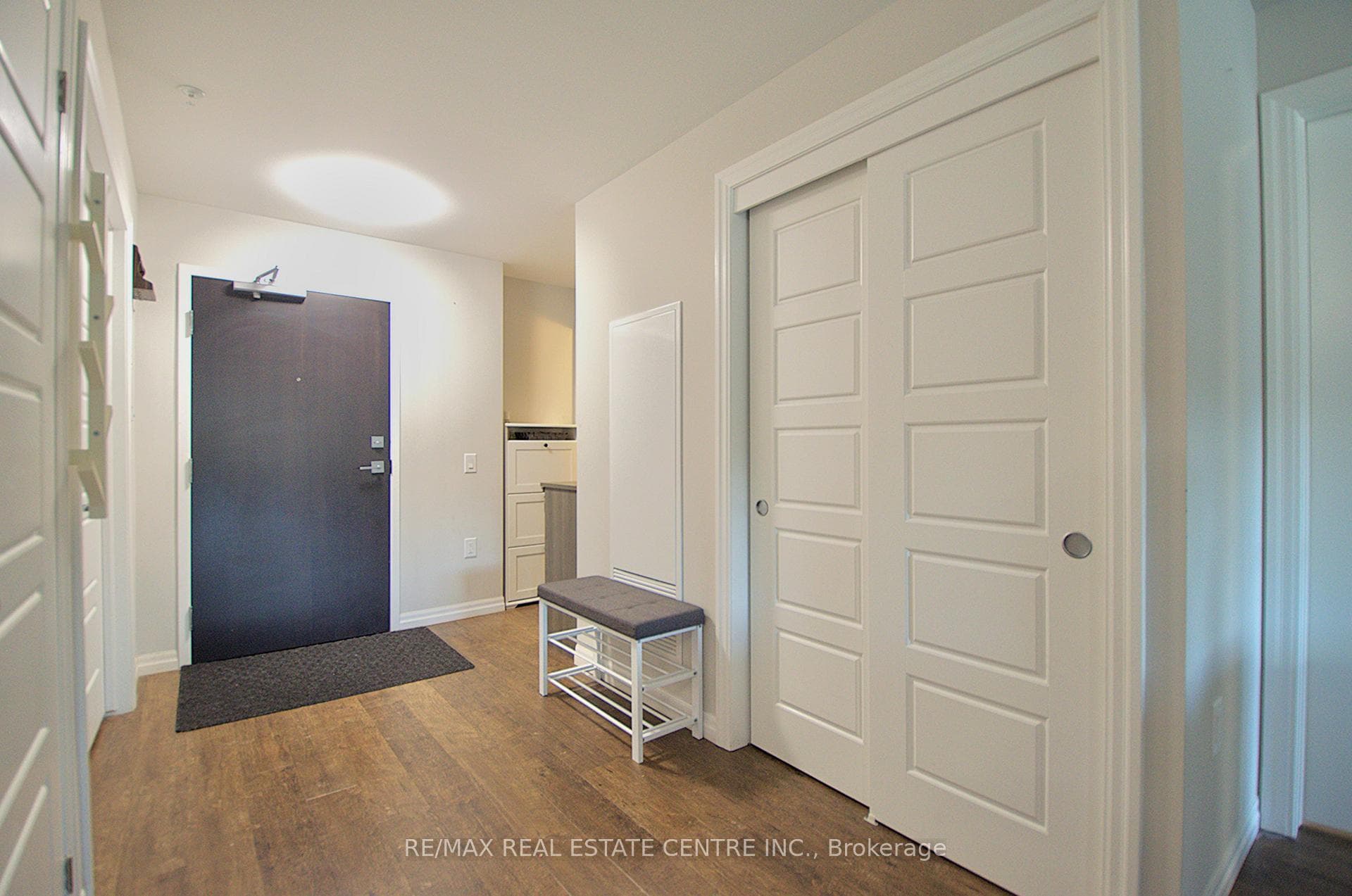 35 Kingsbury Square Unit 310 photo 6