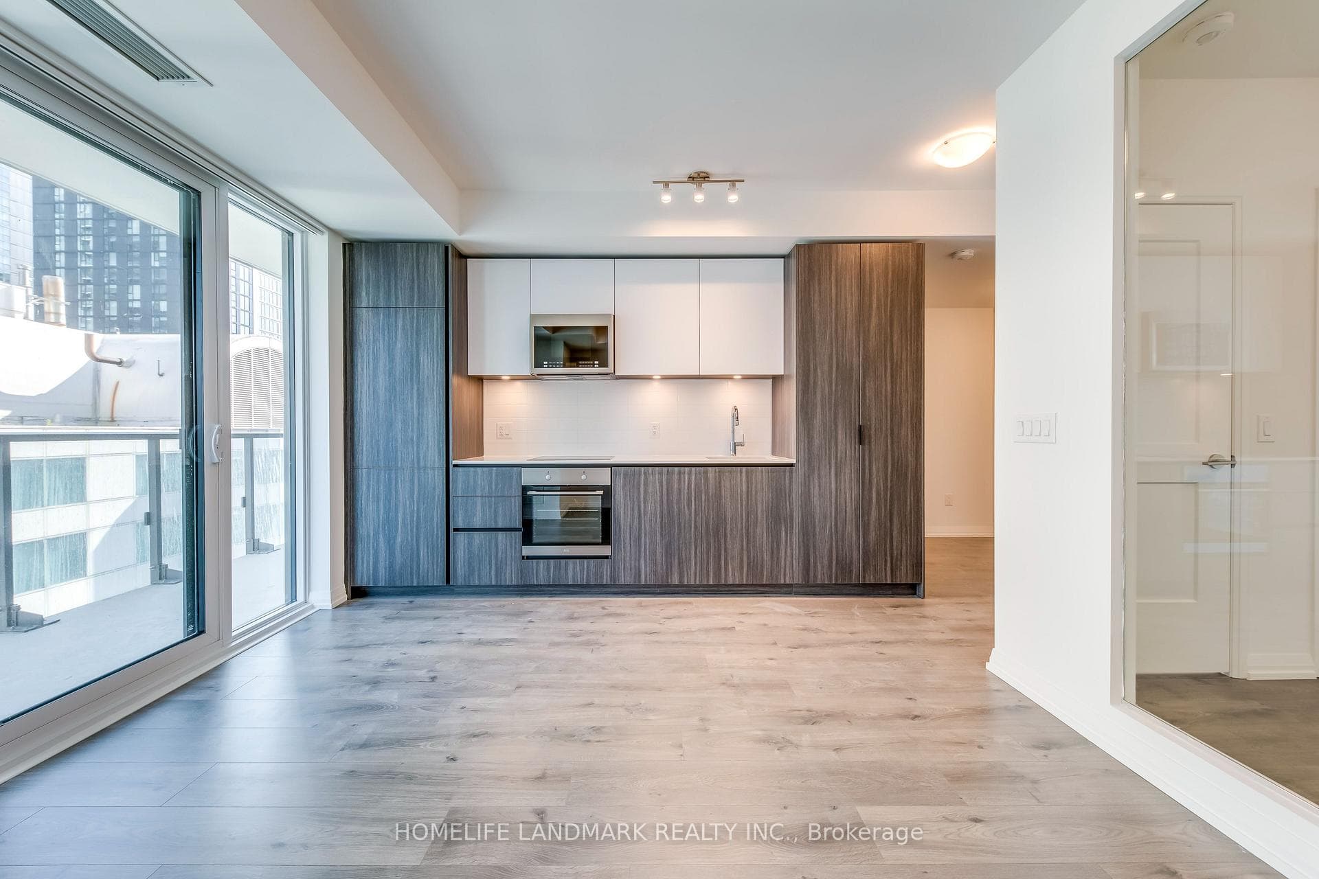 8 Widmer Street Unit 2411 photo 8