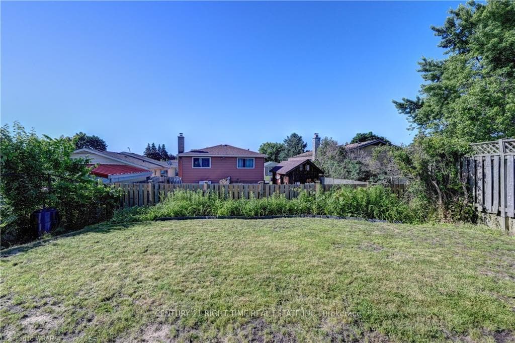 15 Cluthe Crescent photo 40