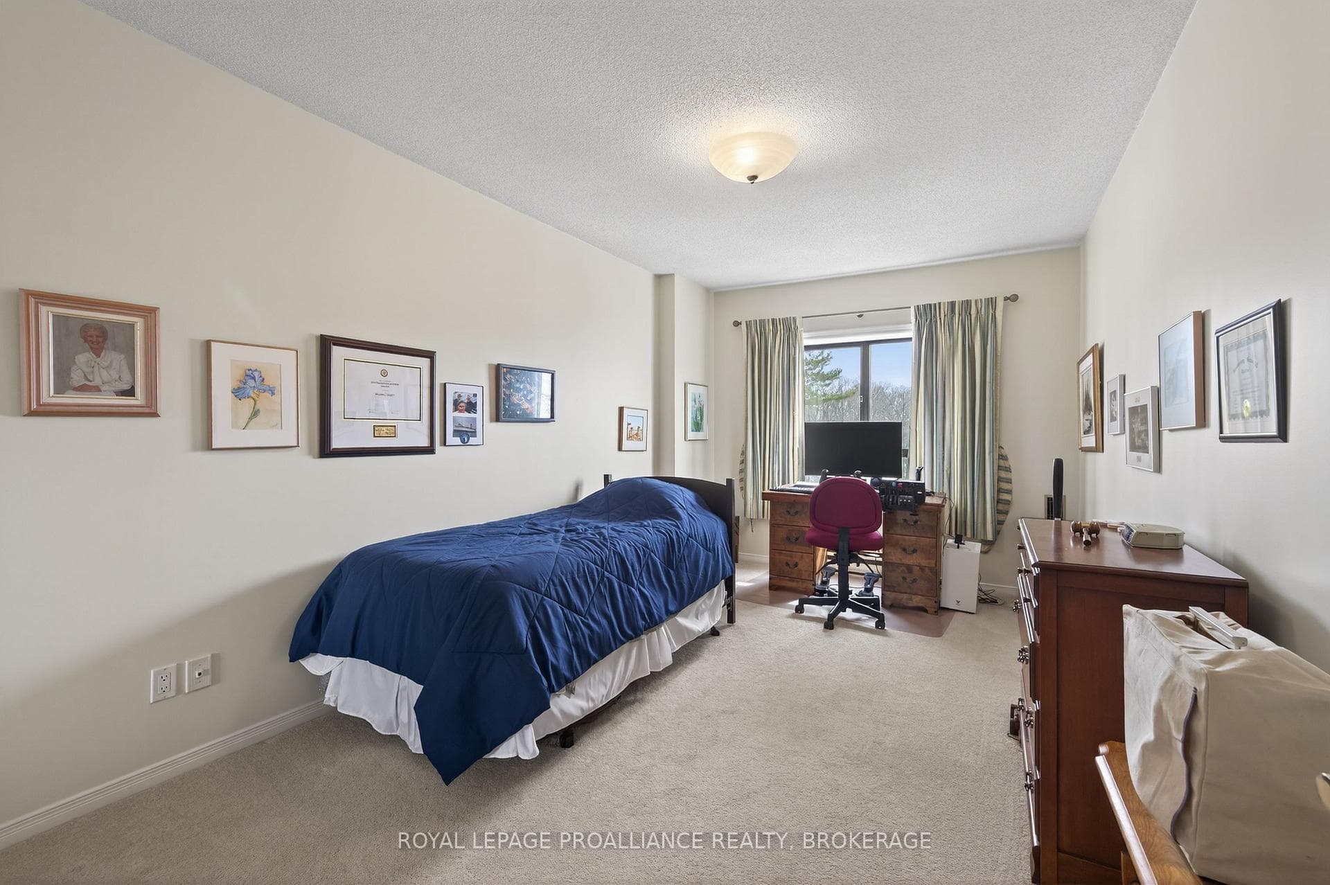 1000 King Street Unit 404 photo 24
