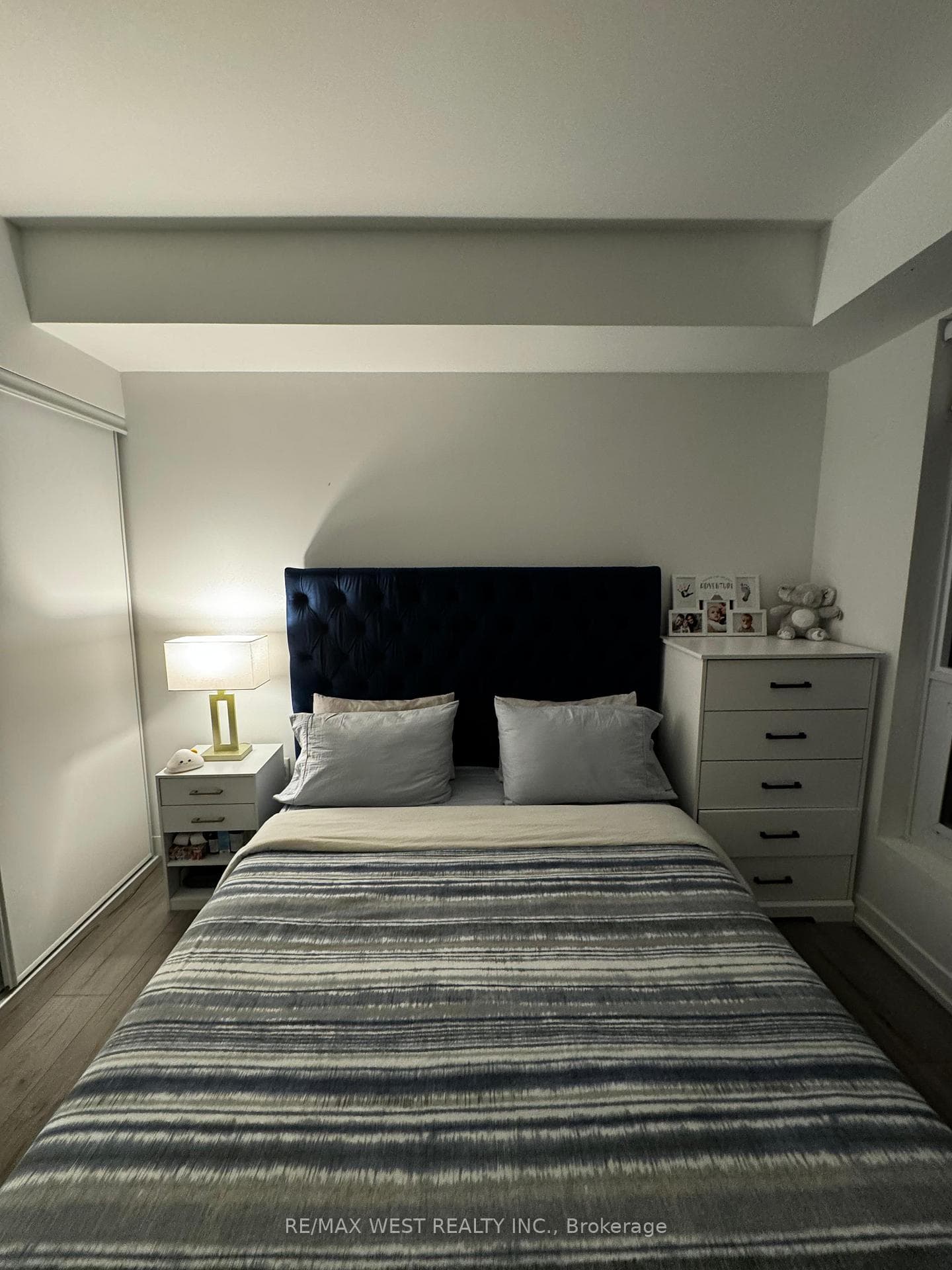 395 Bloor Street Unit 2411 photo 10