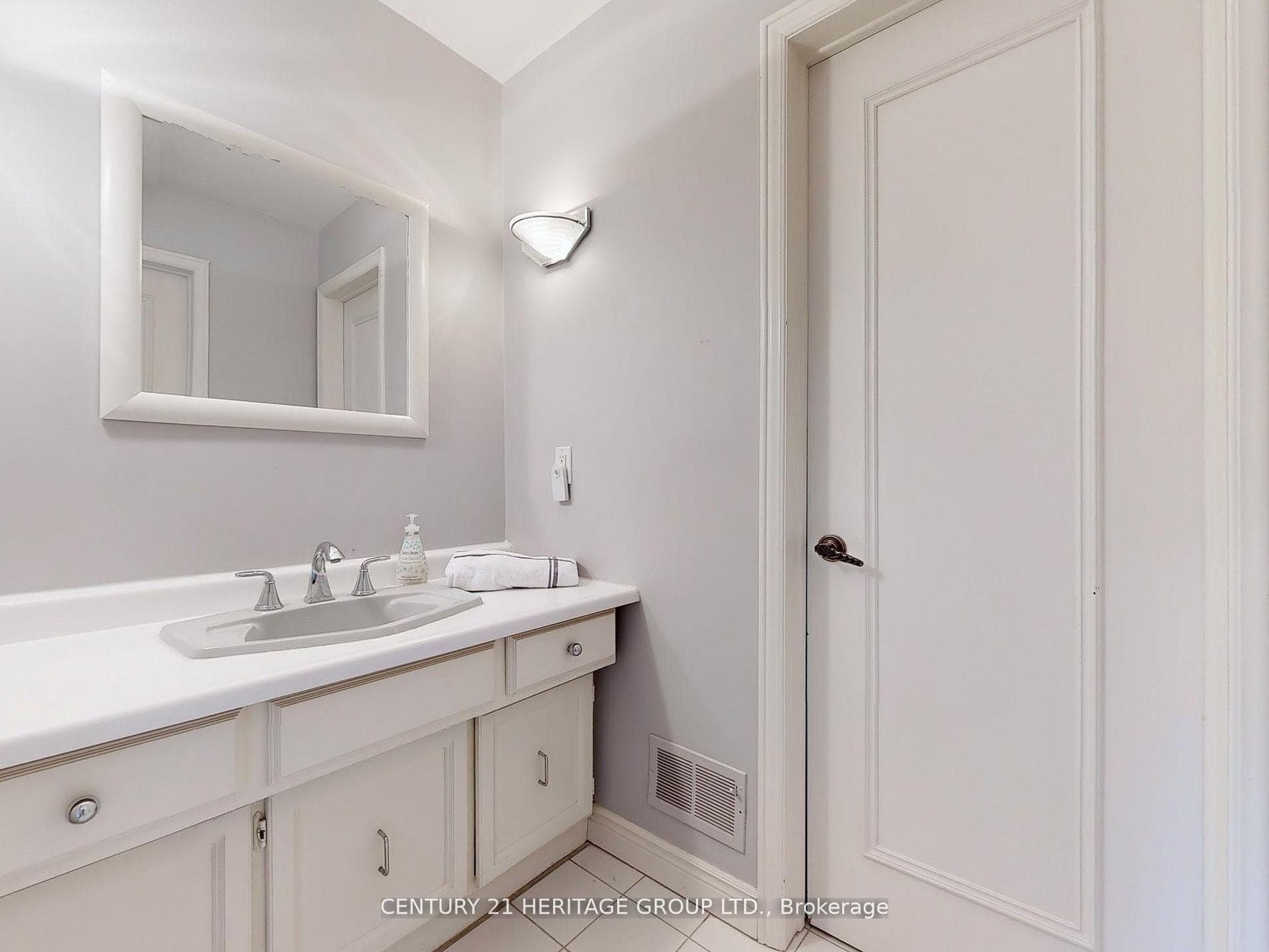 35 Forest Park Crescent photo 21