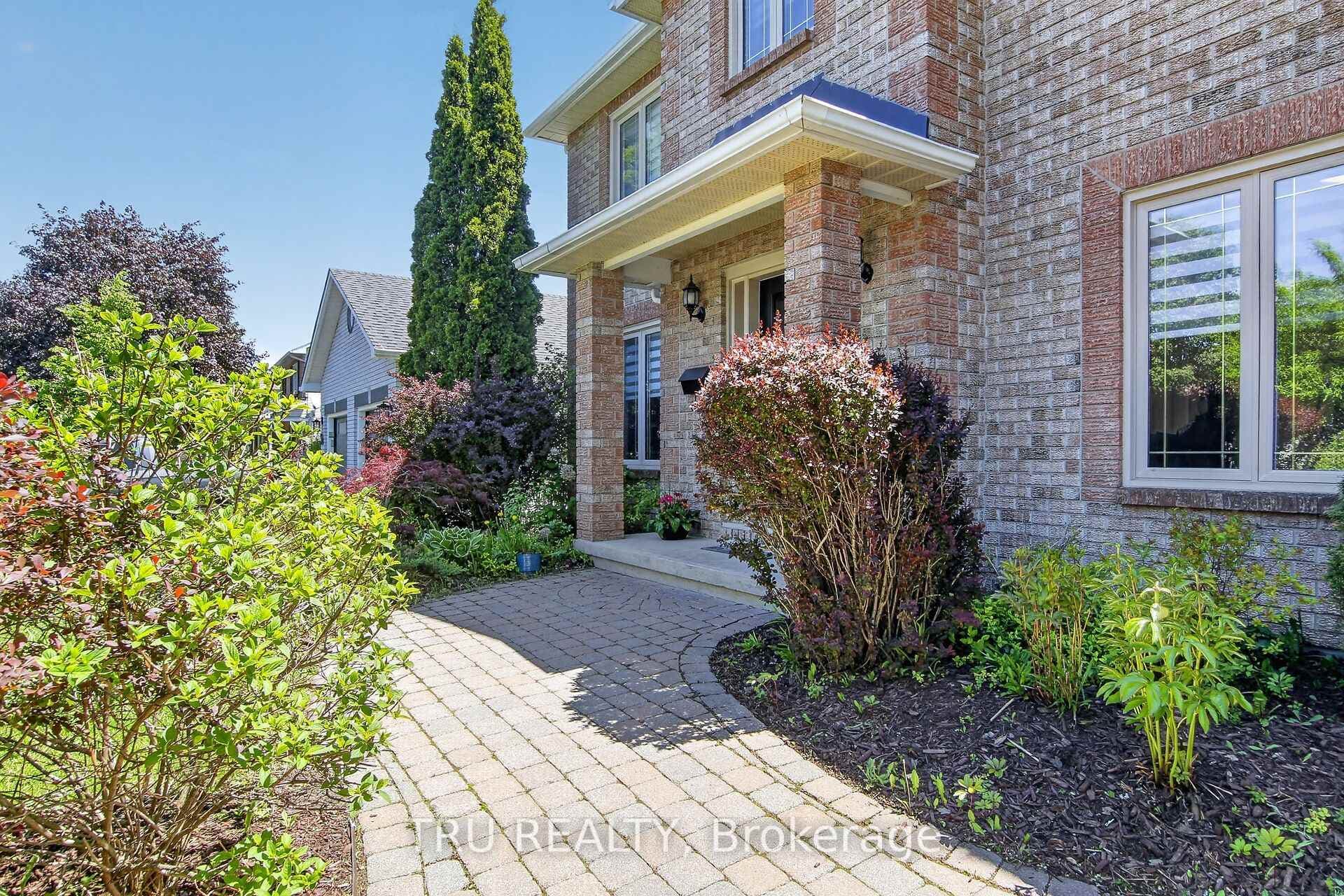 36 James Lewis Avenue photo 3