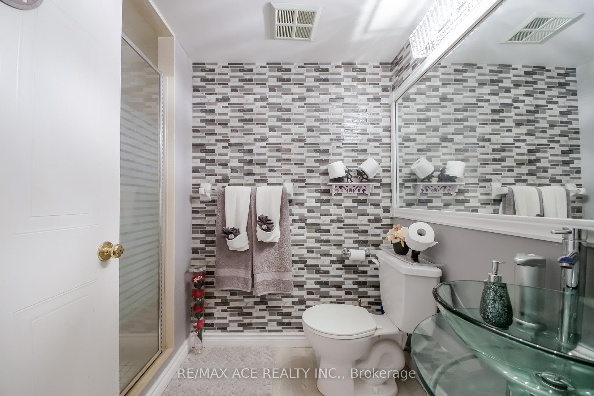 480 Mclevin Avenue Unit 314 photo 35