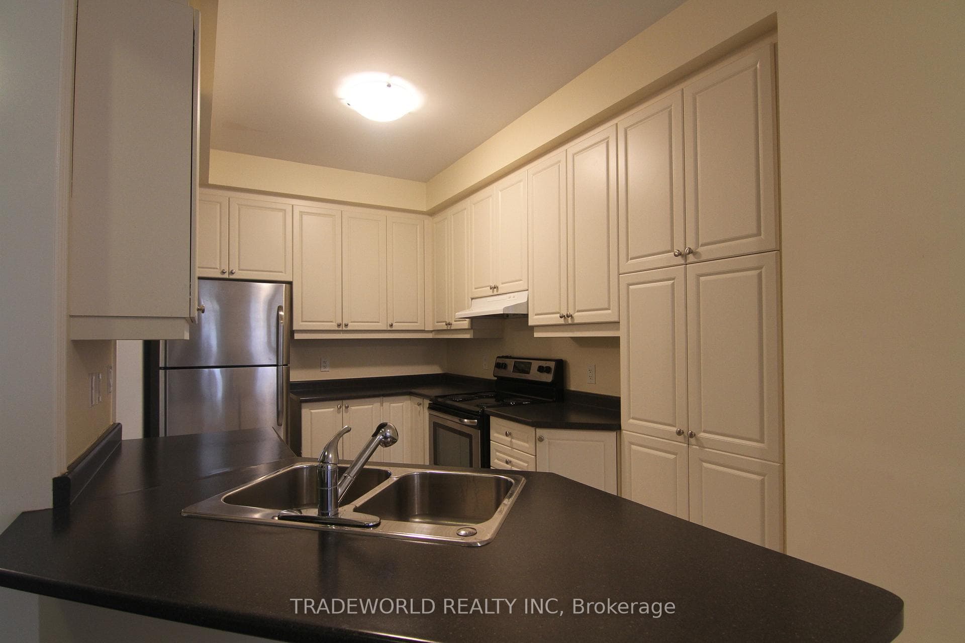 36 Tufo Avenue photo 8