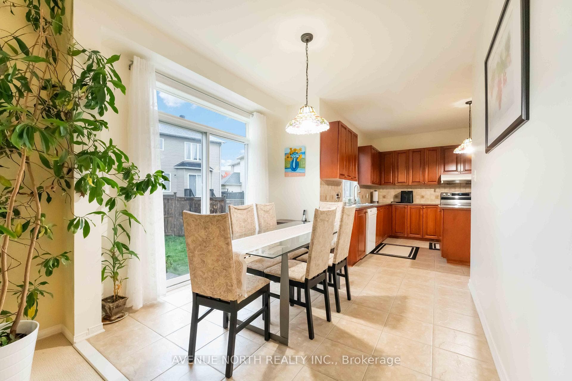 23 Hearthstone Place photo 11