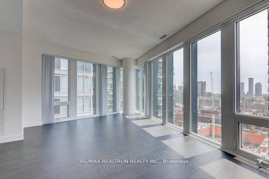60 Shuter Street Unit 1602 photo 11