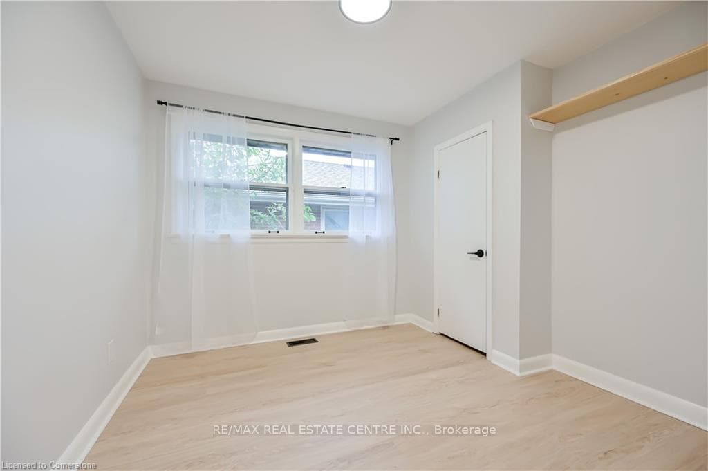 738 Mohawk Road Unit Upper photo 22