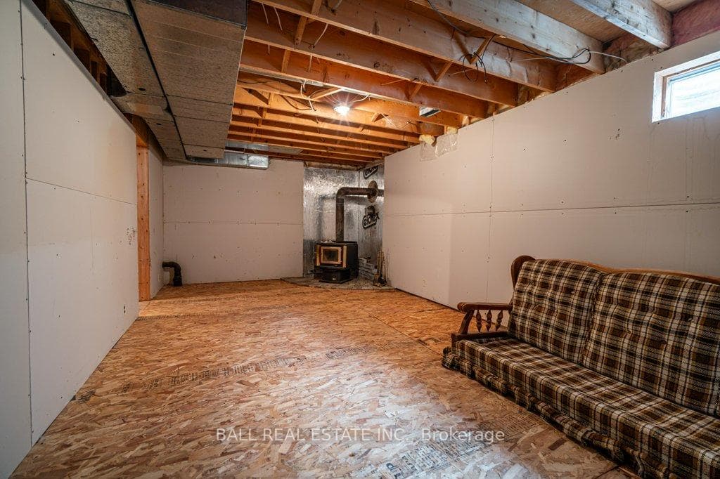 42 Stewart Drive photo 28