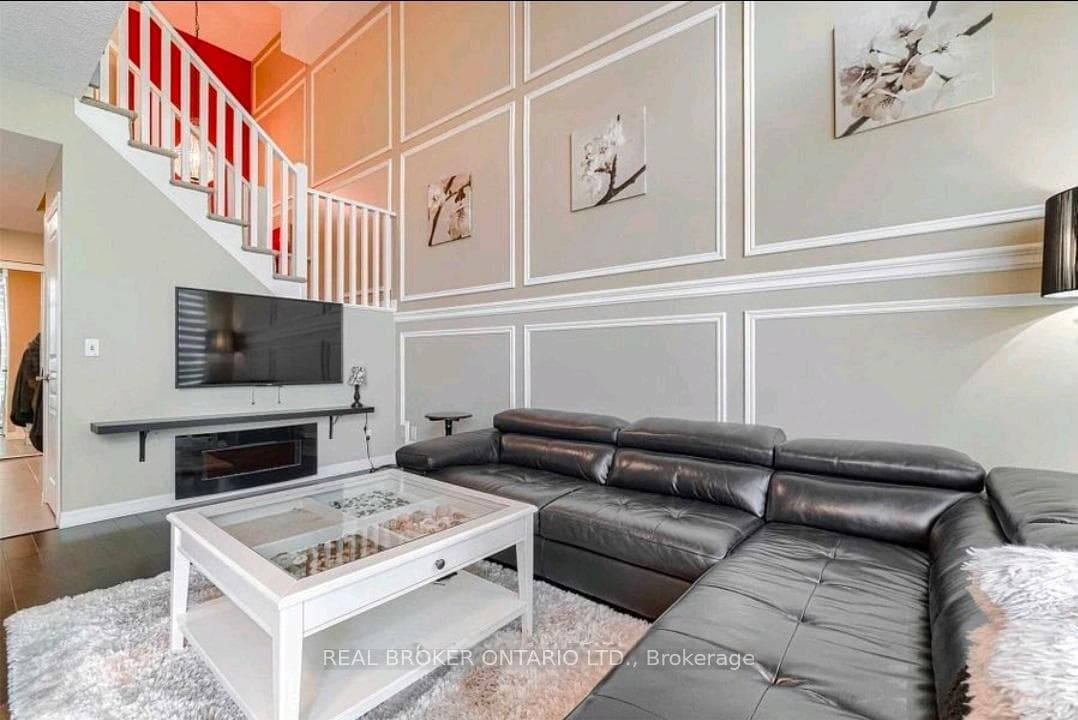 223 Webb Drive Unit 2101 photo 9