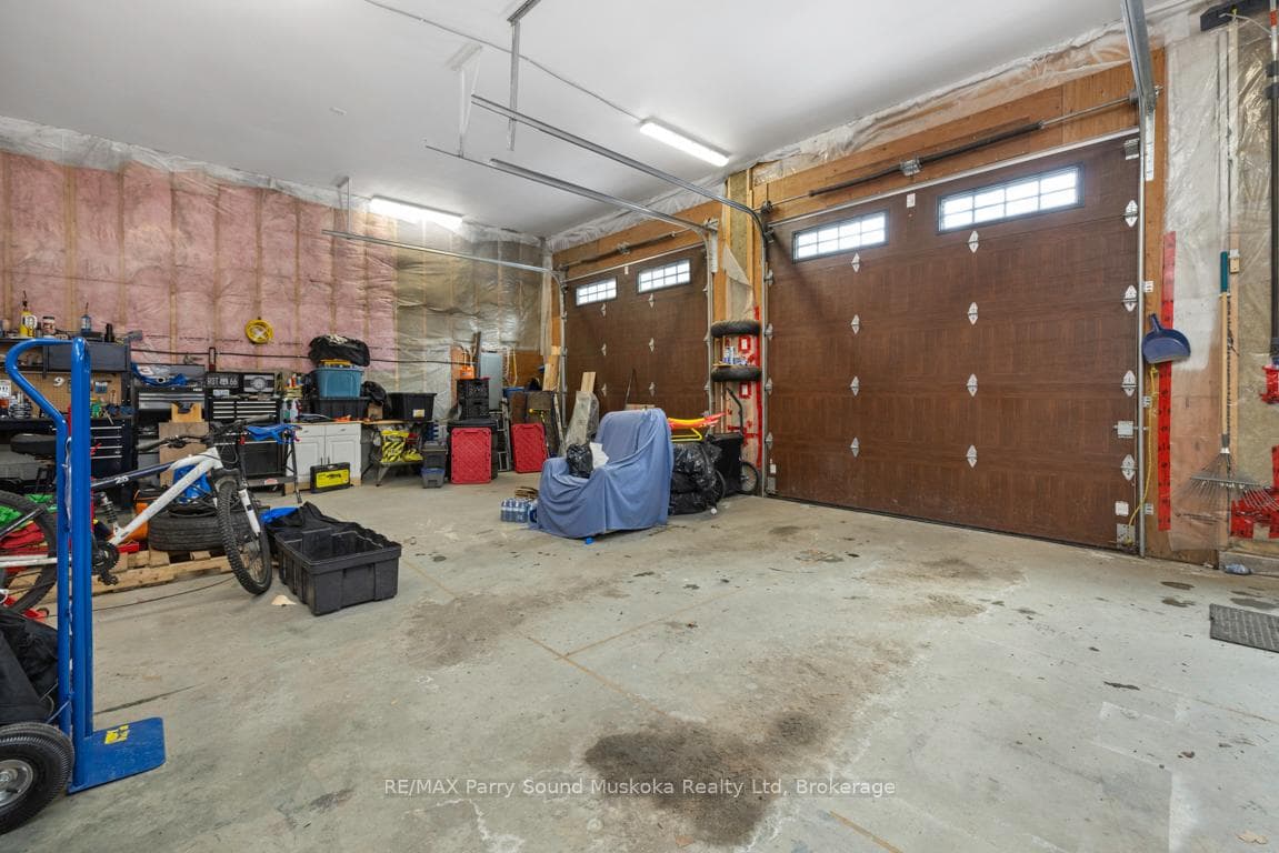 Heated & insulated garage