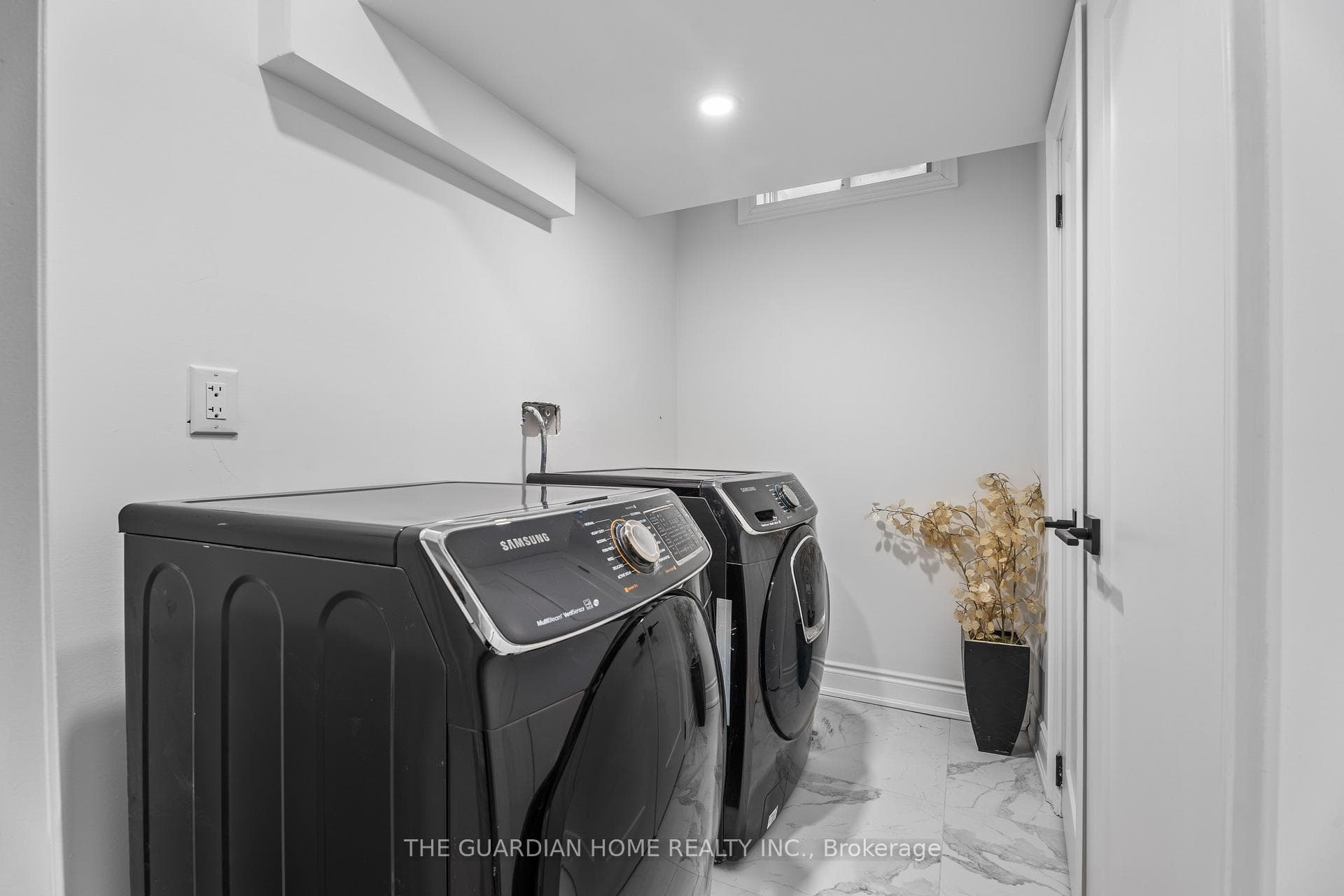 44 Williamson Drive photo 26