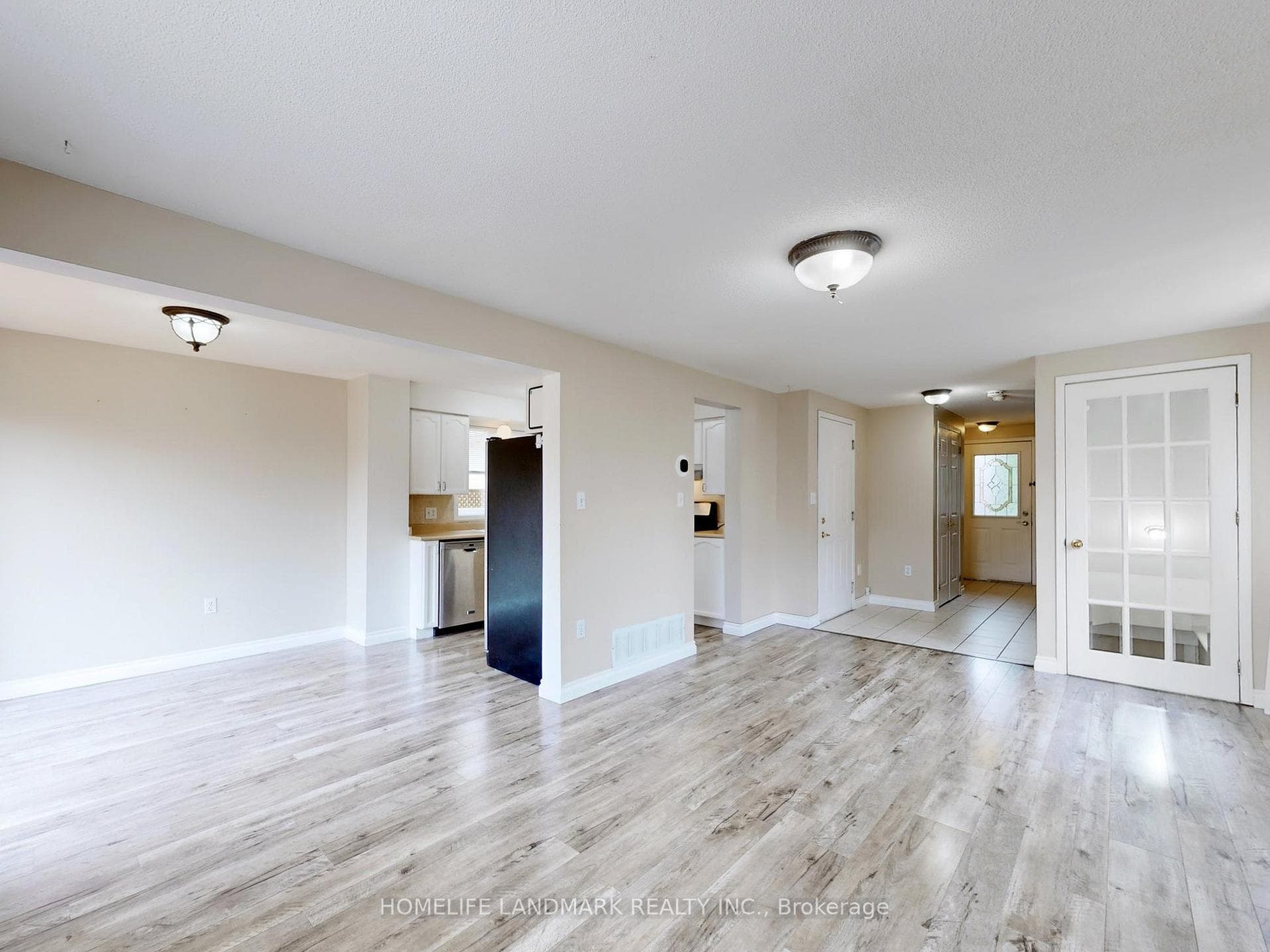 86 Wessenger Drive photo 9