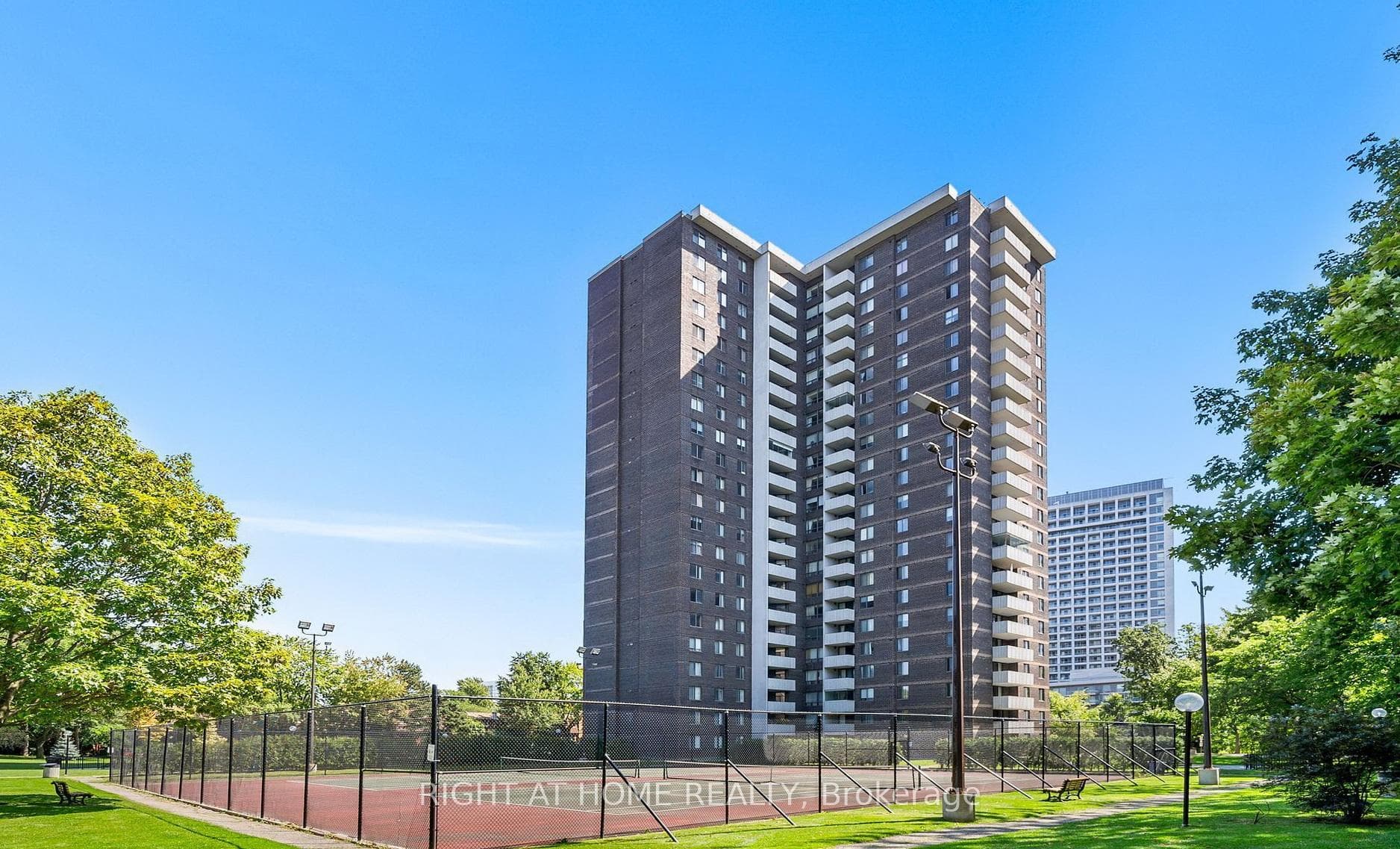 5 Old Sheppard Avenue Unit 1507 photo 16
