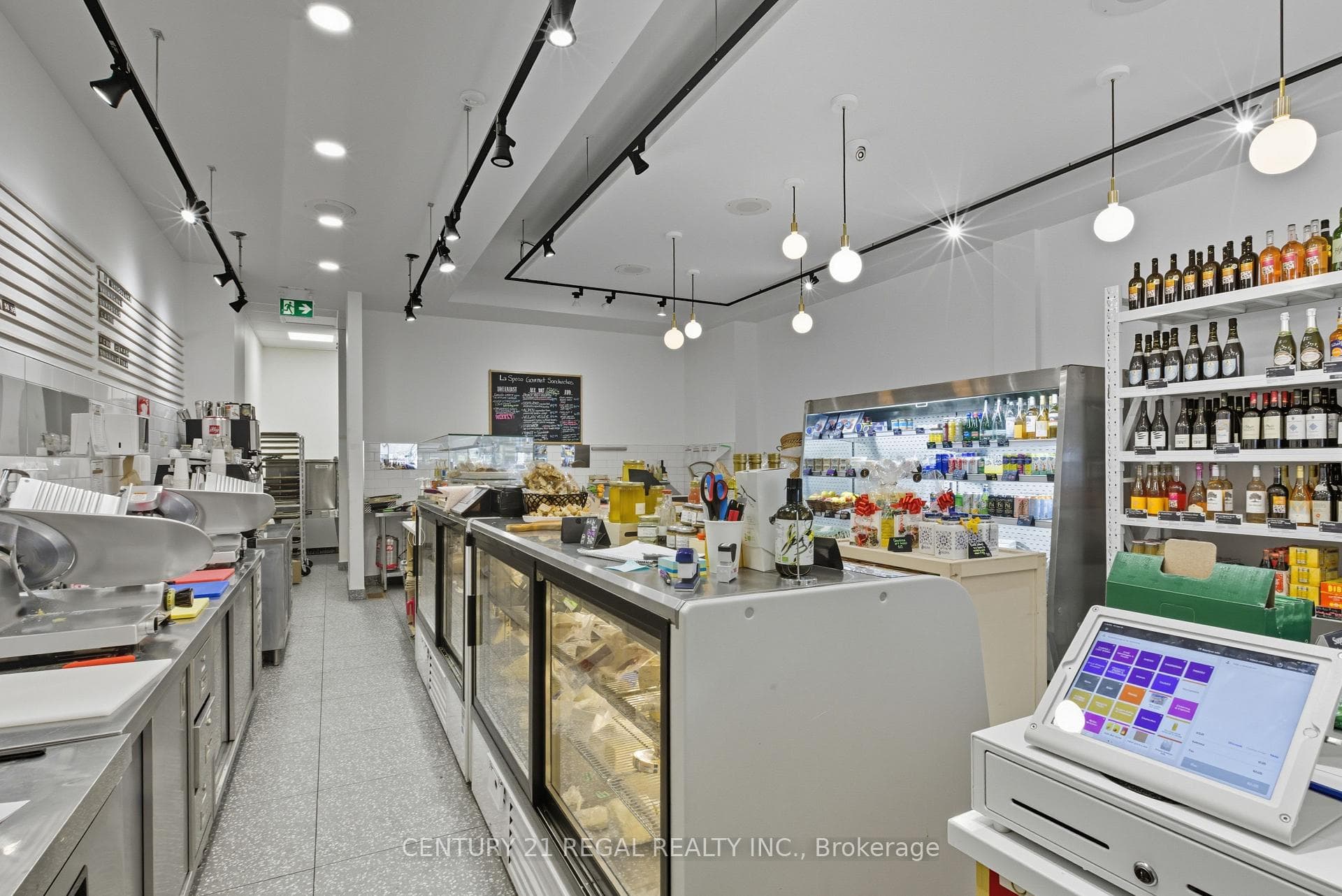 1700 St Clair Avenue photo 10