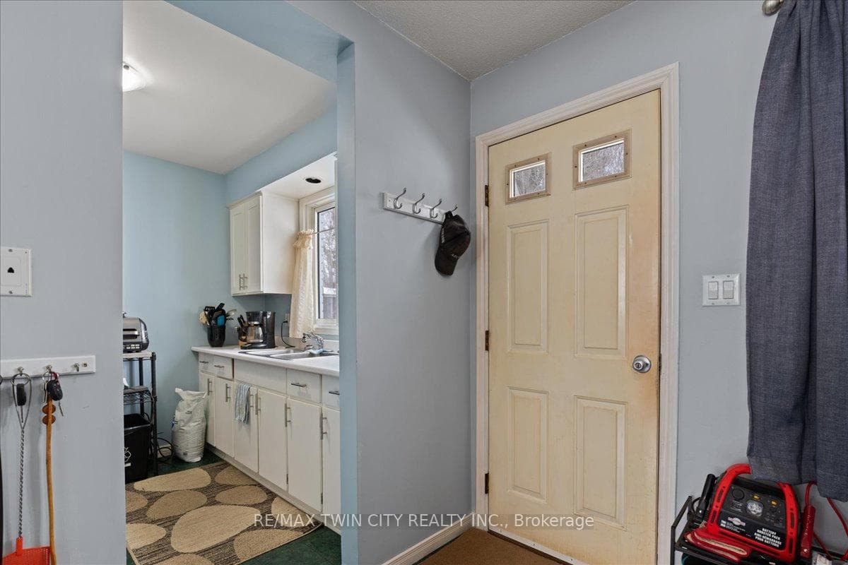 85 Elm Street photo 7