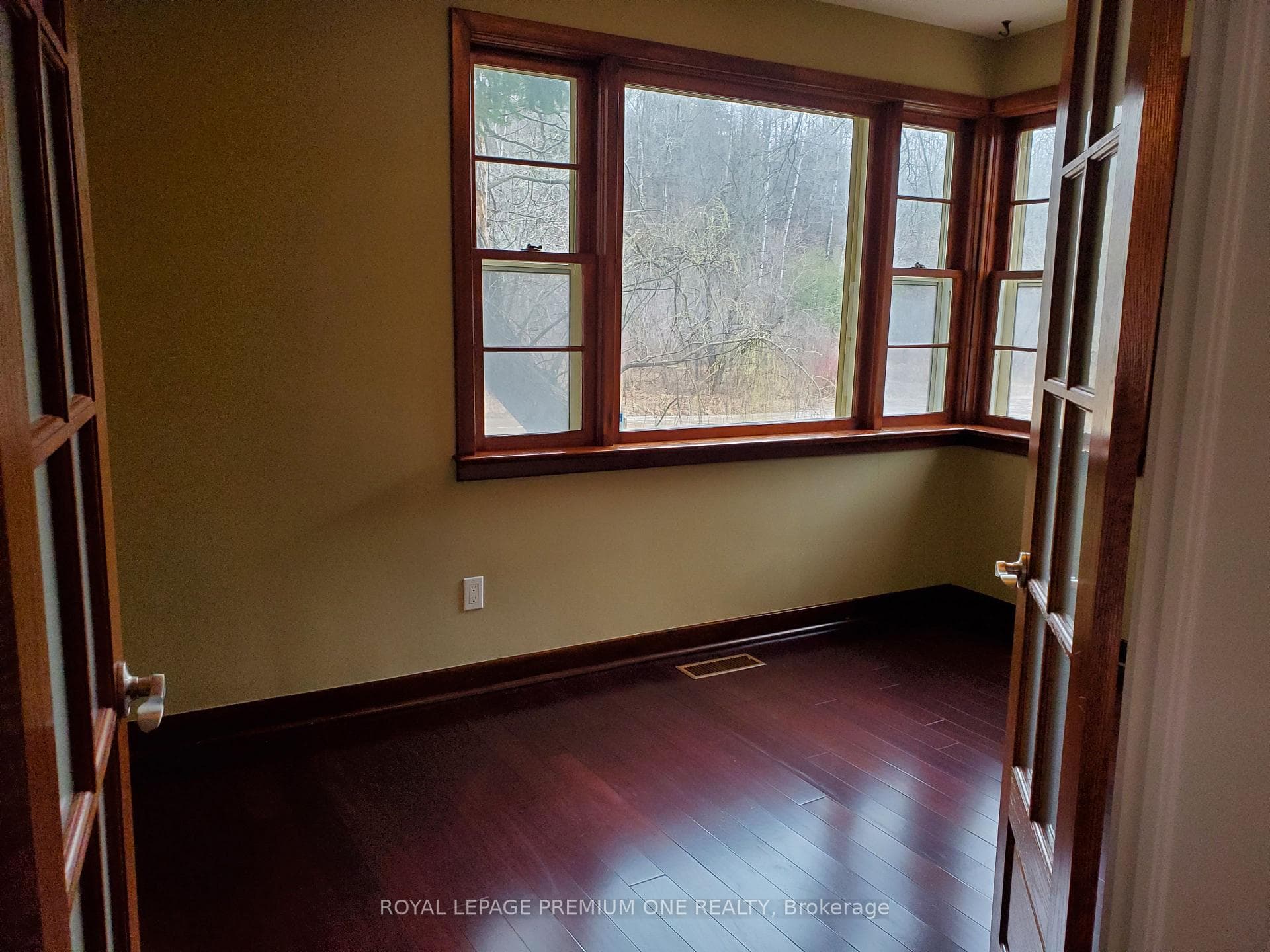 133 King Street photo 8