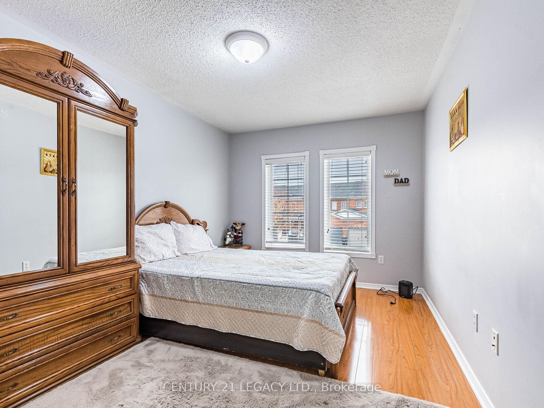82 Monaco Court photo 24