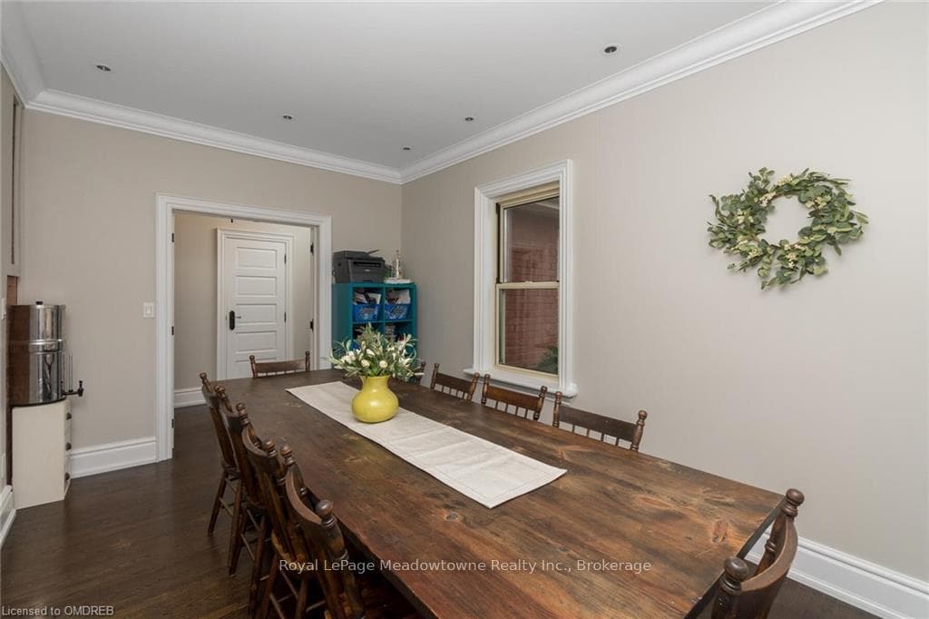 77 GUELPH Street photo 14