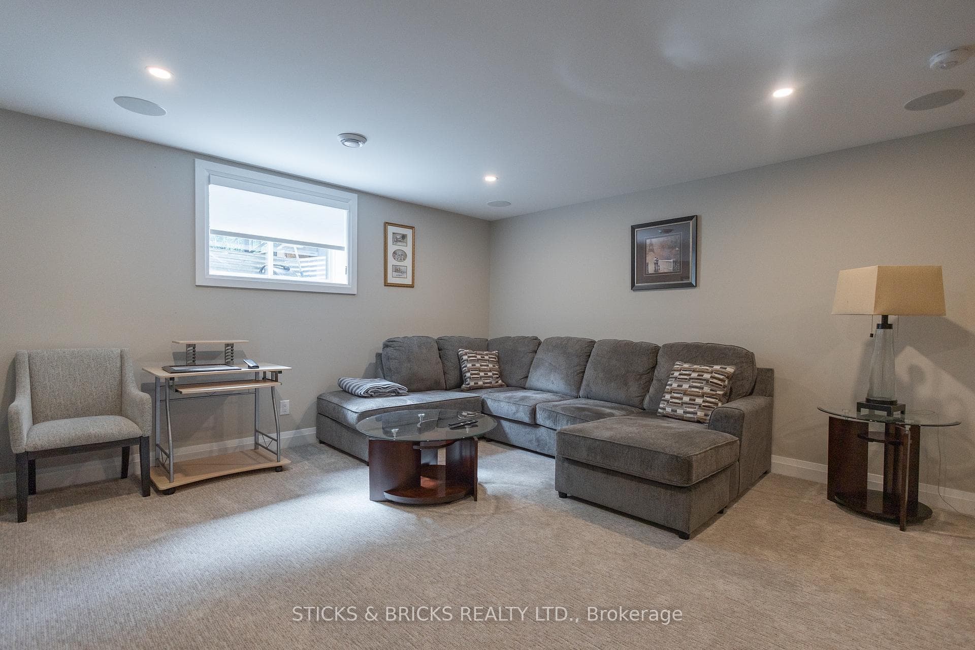 8974 Willoughby Drive Unit 49 photo 22