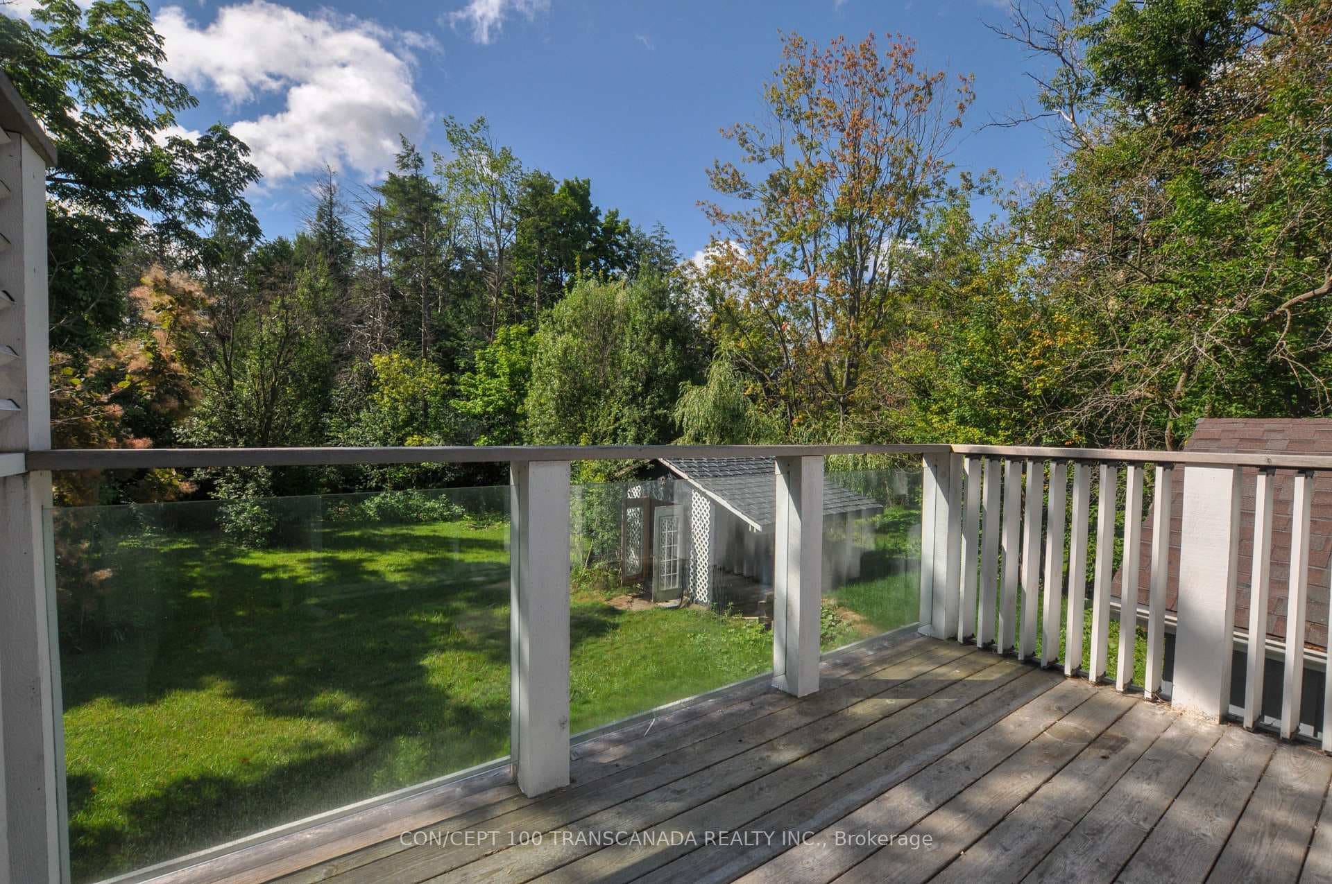 1010 Elgin Street photo 8