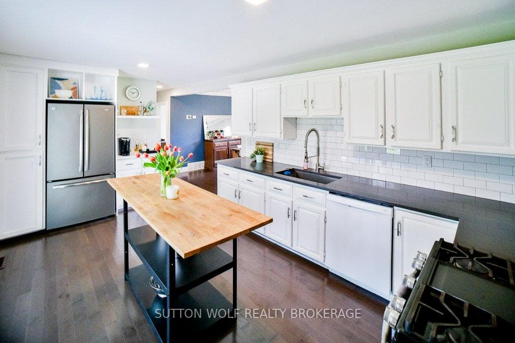 30458 Sylvan Road photo 7