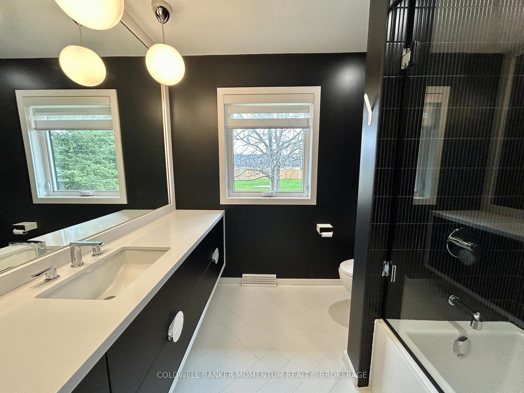 413 Queenston Road photo 23