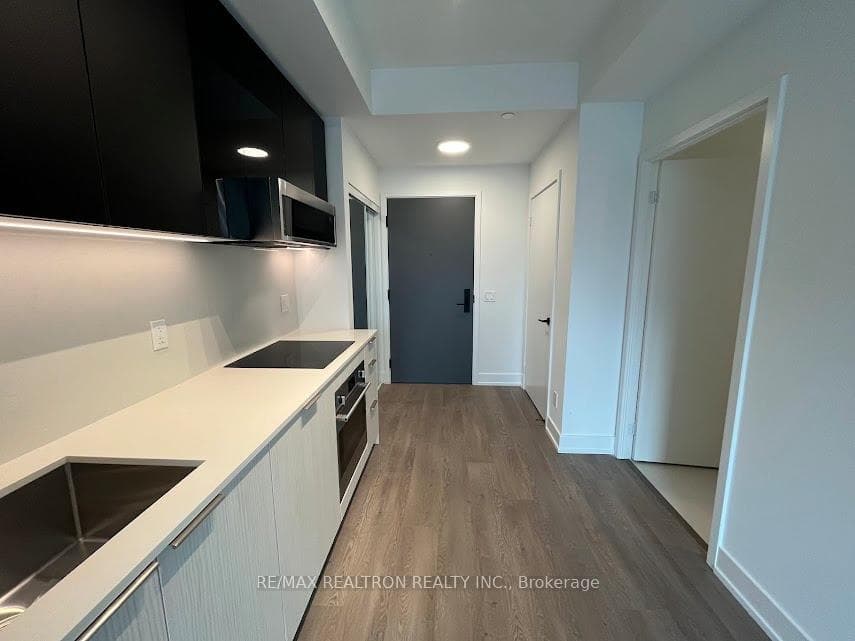 308 Jarvis Street Unit 1202 photo 4