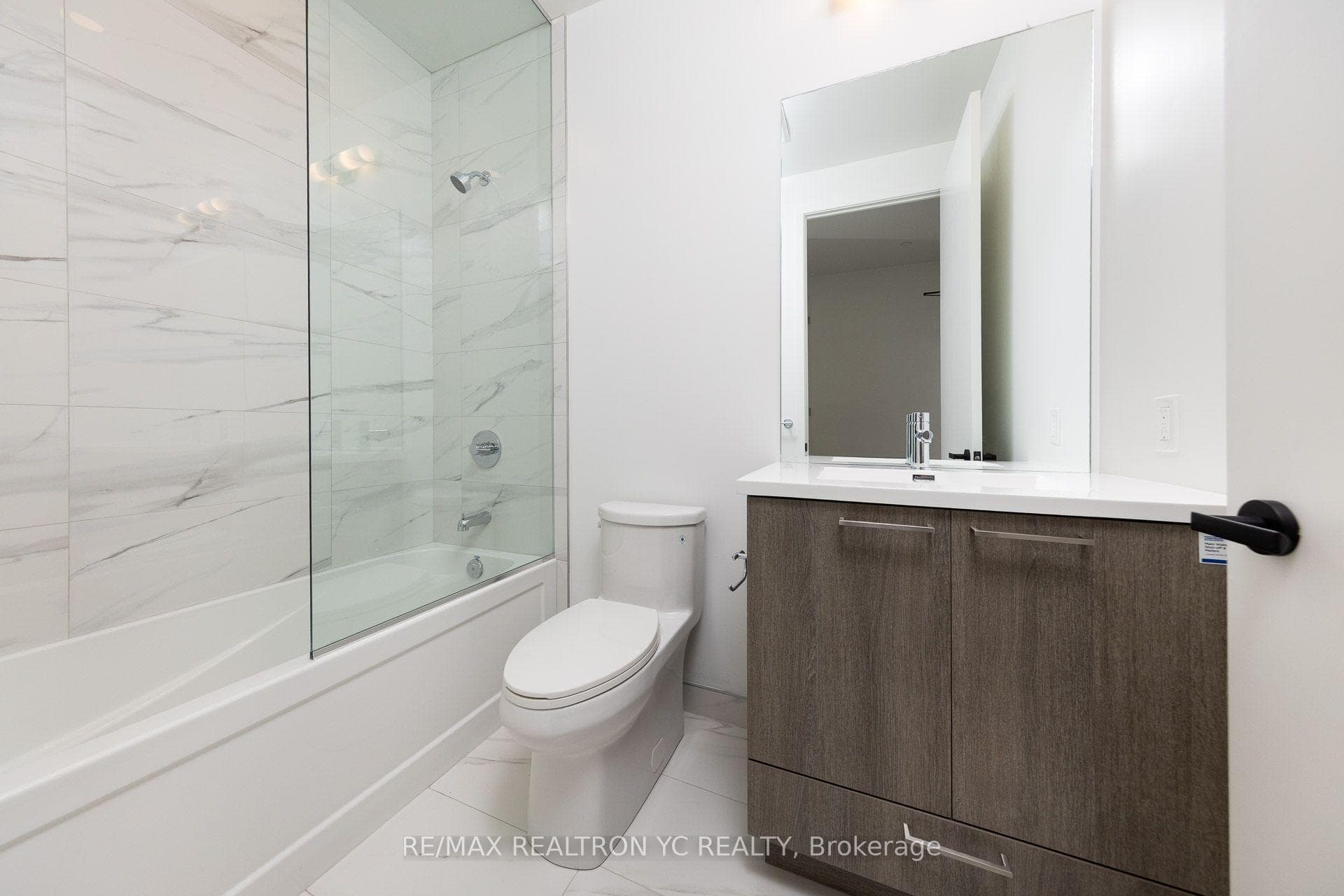 225 Commerce Street Unit 4709 photo 14